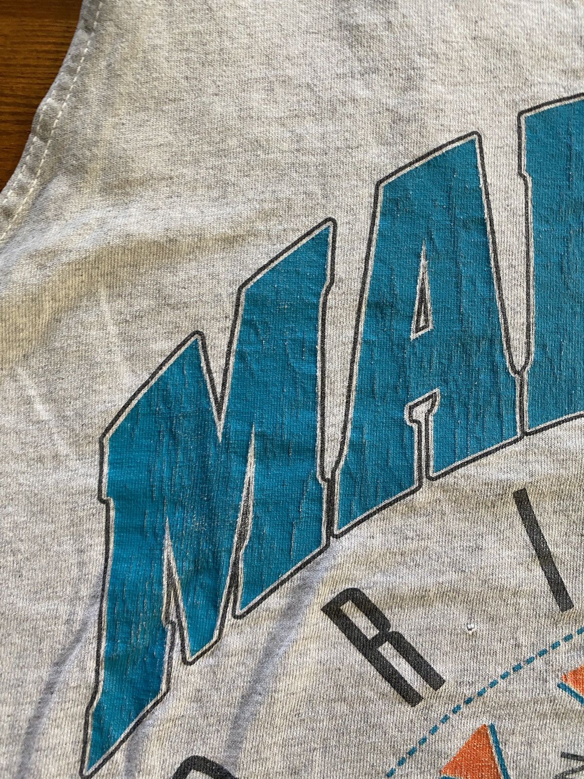 Hanes × MLB × Vintage Vintage ‘93 Florida Marlins Distressed Single Stitch Tank Size US XXL / EU 58 / 5 - 2 Thumbnail