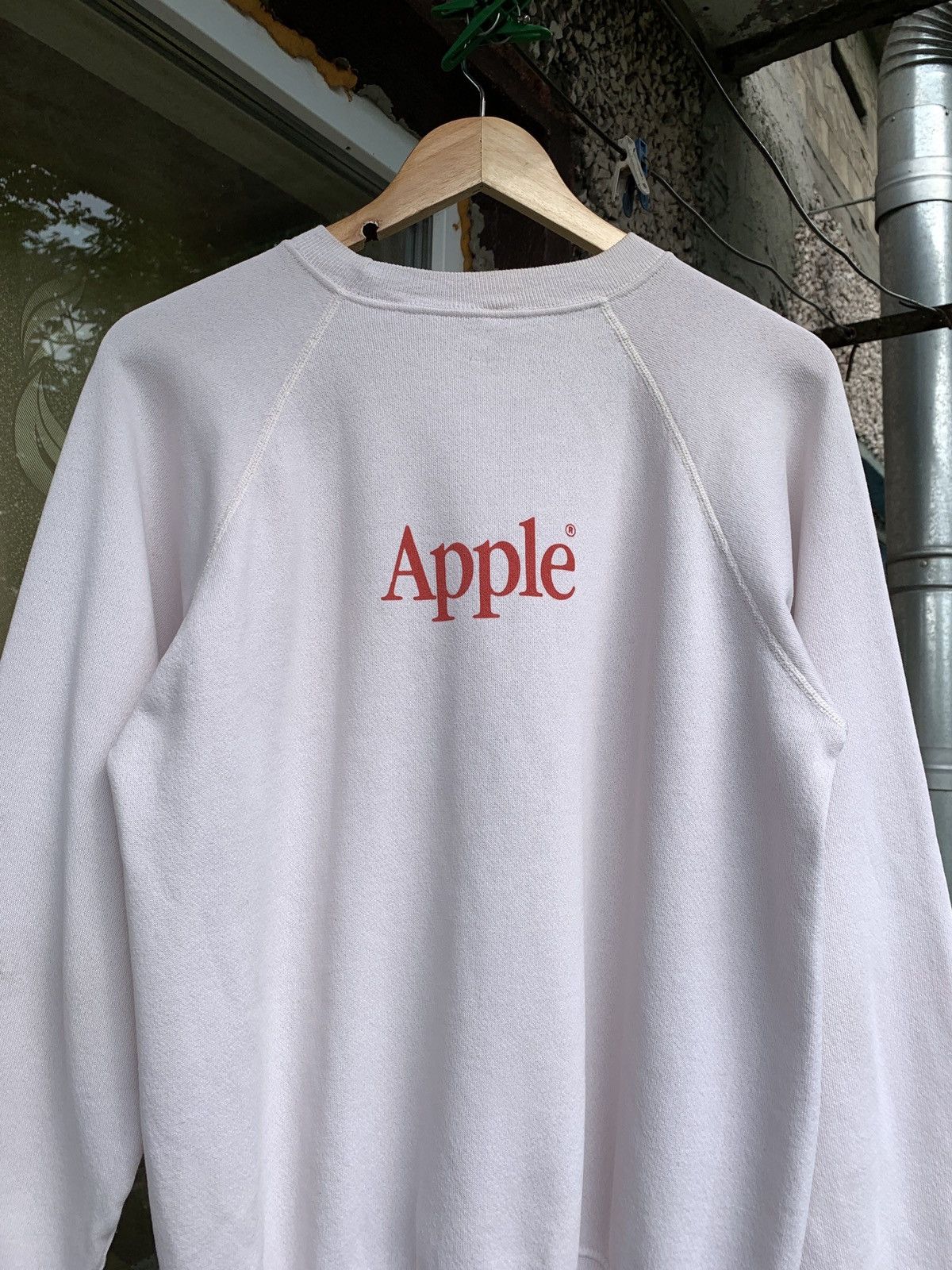 Apple 80s Vintage Apple Macintosh Computer Sweatshirt Size US M / EU 48-50 / 2 - 11 Thumbnail