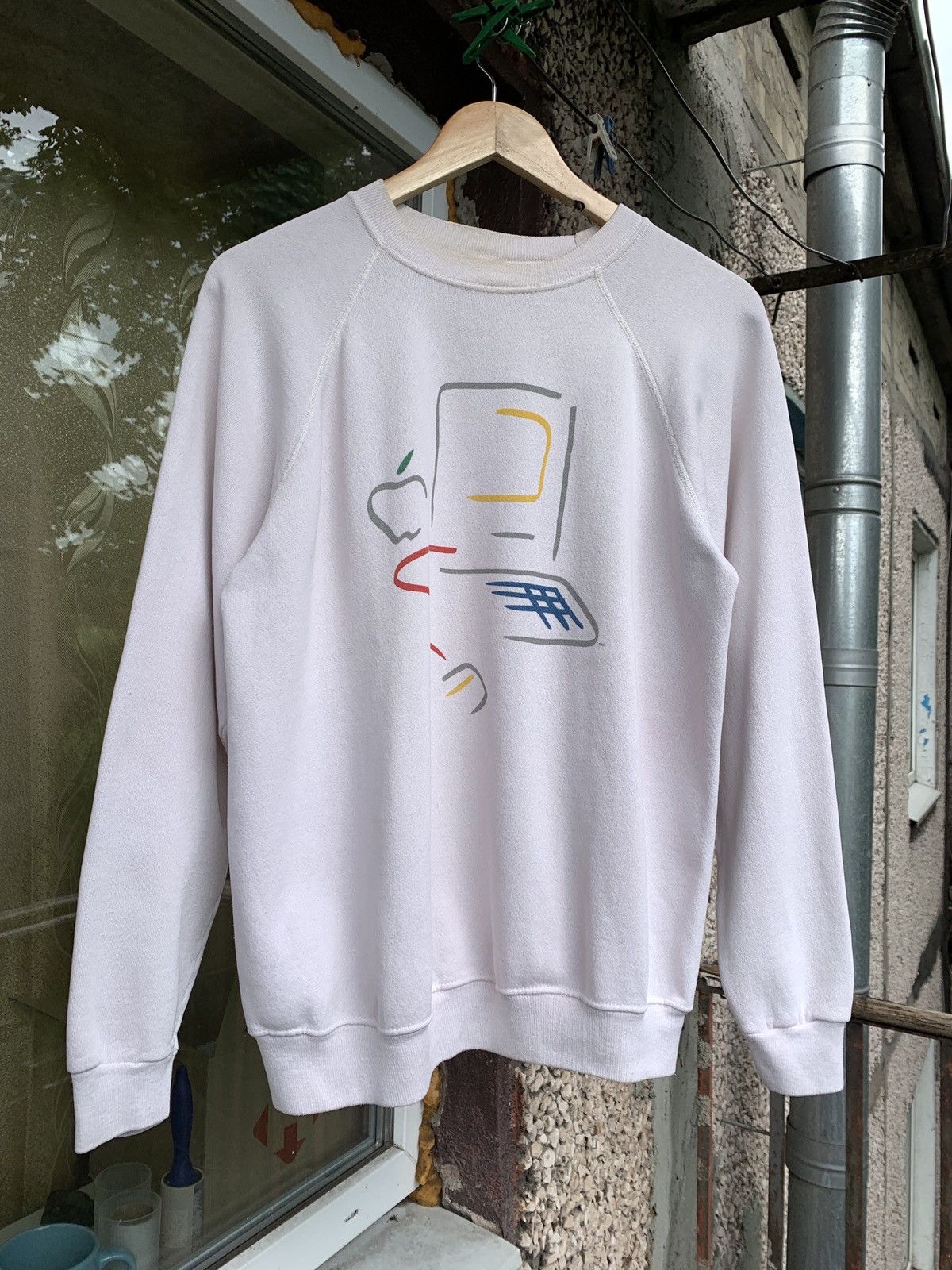 Apple 80s Vintage Apple Macintosh Computer Sweatshirt Size US M / EU 48-50 / 2 - 2 Thumbnail