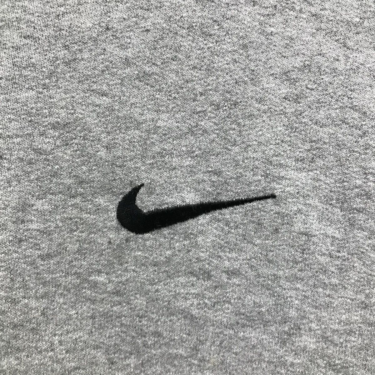 Nike × Vintage Vintage Nike Small Logo Swoosh Sweatshirt Size US L / EU 52-54 / 3 - 6 Thumbnail