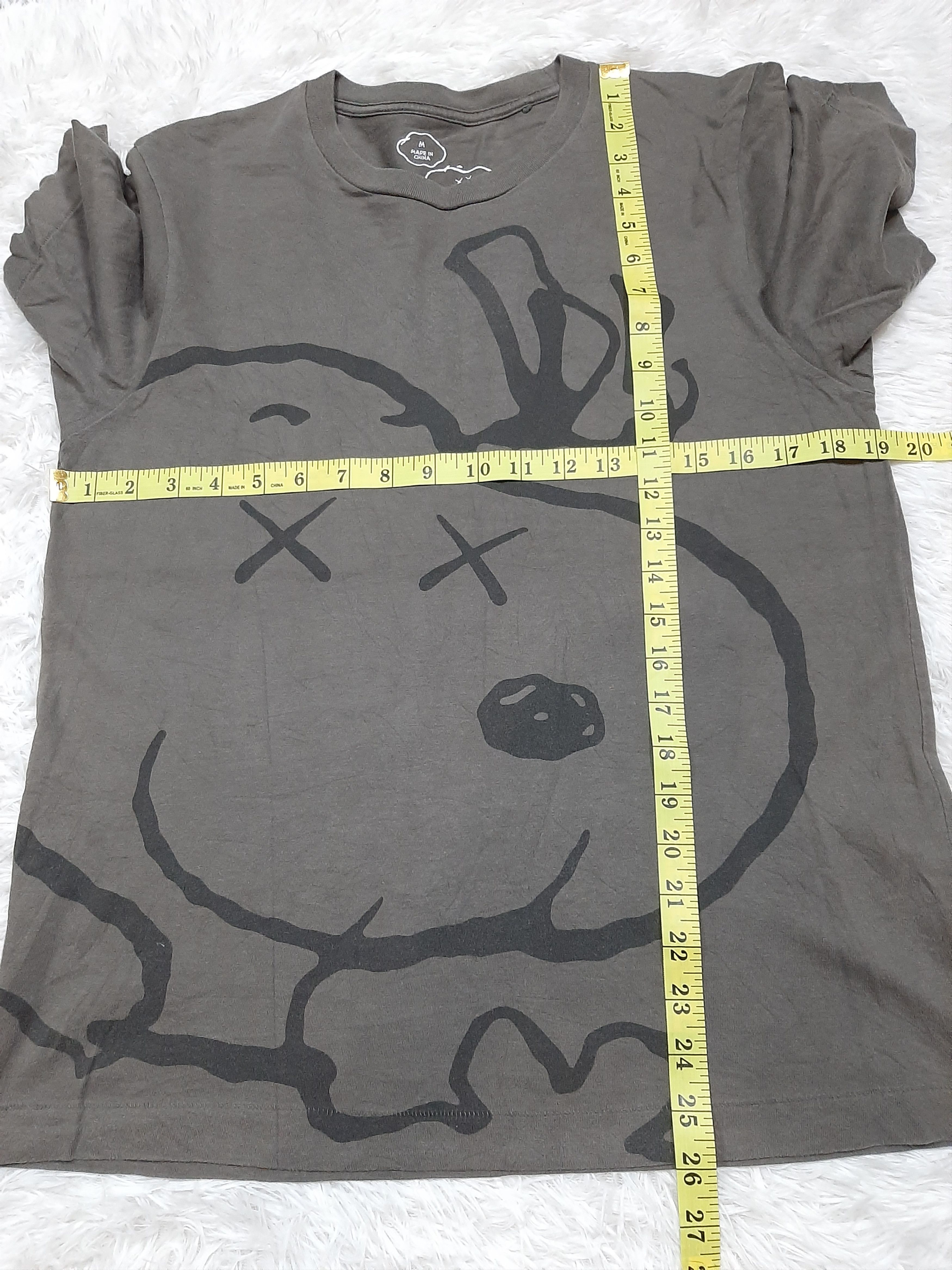 Kaws × Uniqlo × Vintage VINTAGE KAWS x UNIQLO x PEANUTS BIG LOGO Size US M / EU 48-50 / 2 - 7 Thumbnail