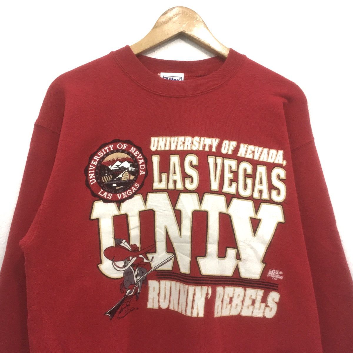 Other Vtg 90's University of Nevada Las Vegas UNLV Runnin Rebels Size US M / EU 48-50 / 2 - 4 Thumbnail