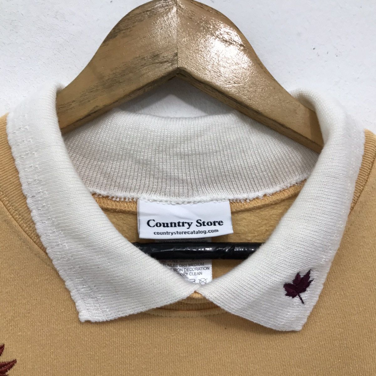 Vintage Vintage County Store Sweatshirt Embroidery Flowers ArtDesign Size US M / EU 48-50 / 2 - 5 Thumbnail