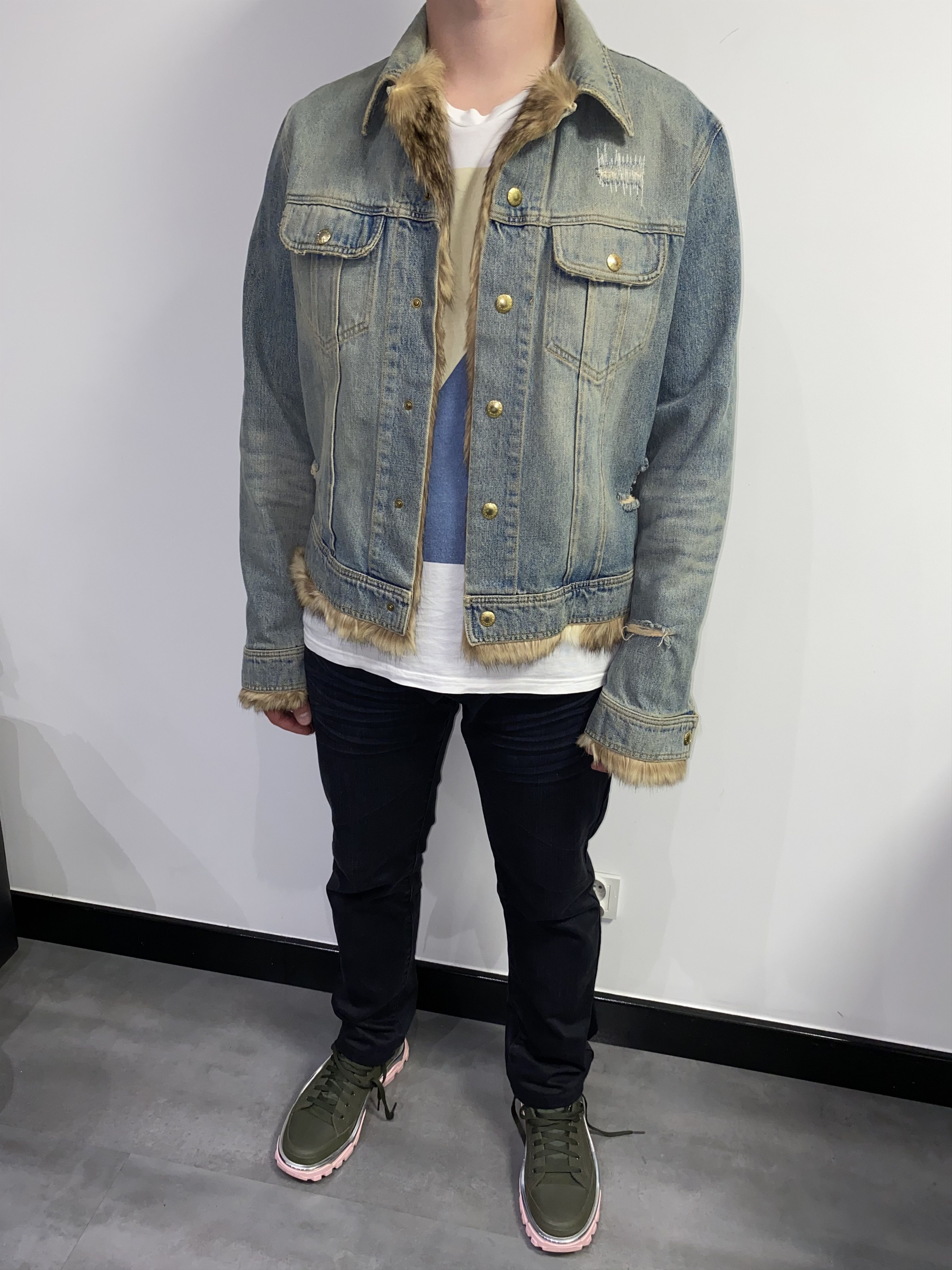 Dolce & Gabbana Dolce & Gabbana Distressed Viscacha Fur Denim Jacket Size US L / EU 52-54 / 3 - 7 Thumbnail