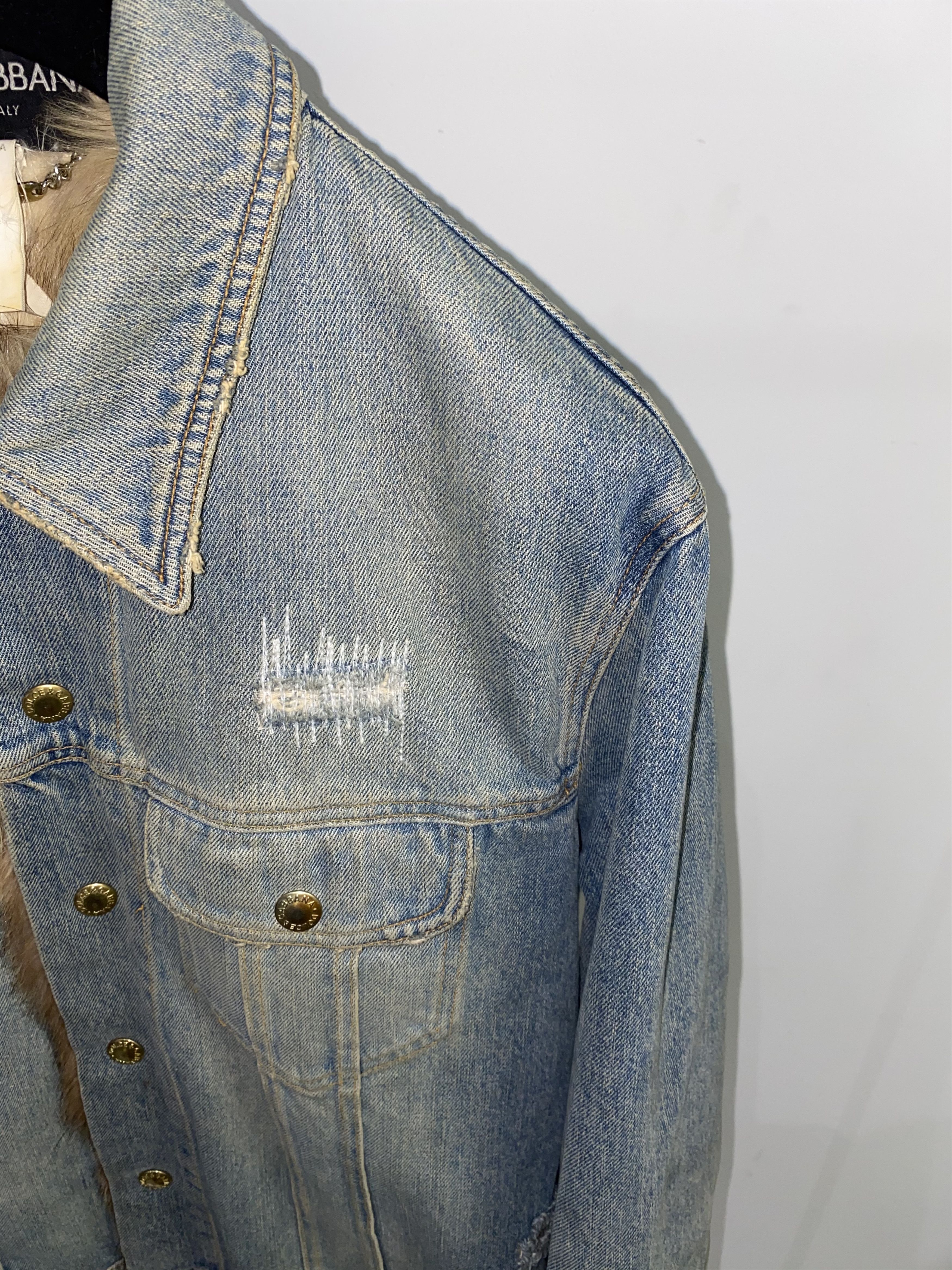 Dolce & Gabbana Dolce & Gabbana Distressed Viscacha Fur Denim Jacket Size US L / EU 52-54 / 3 - 2 Thumbnail