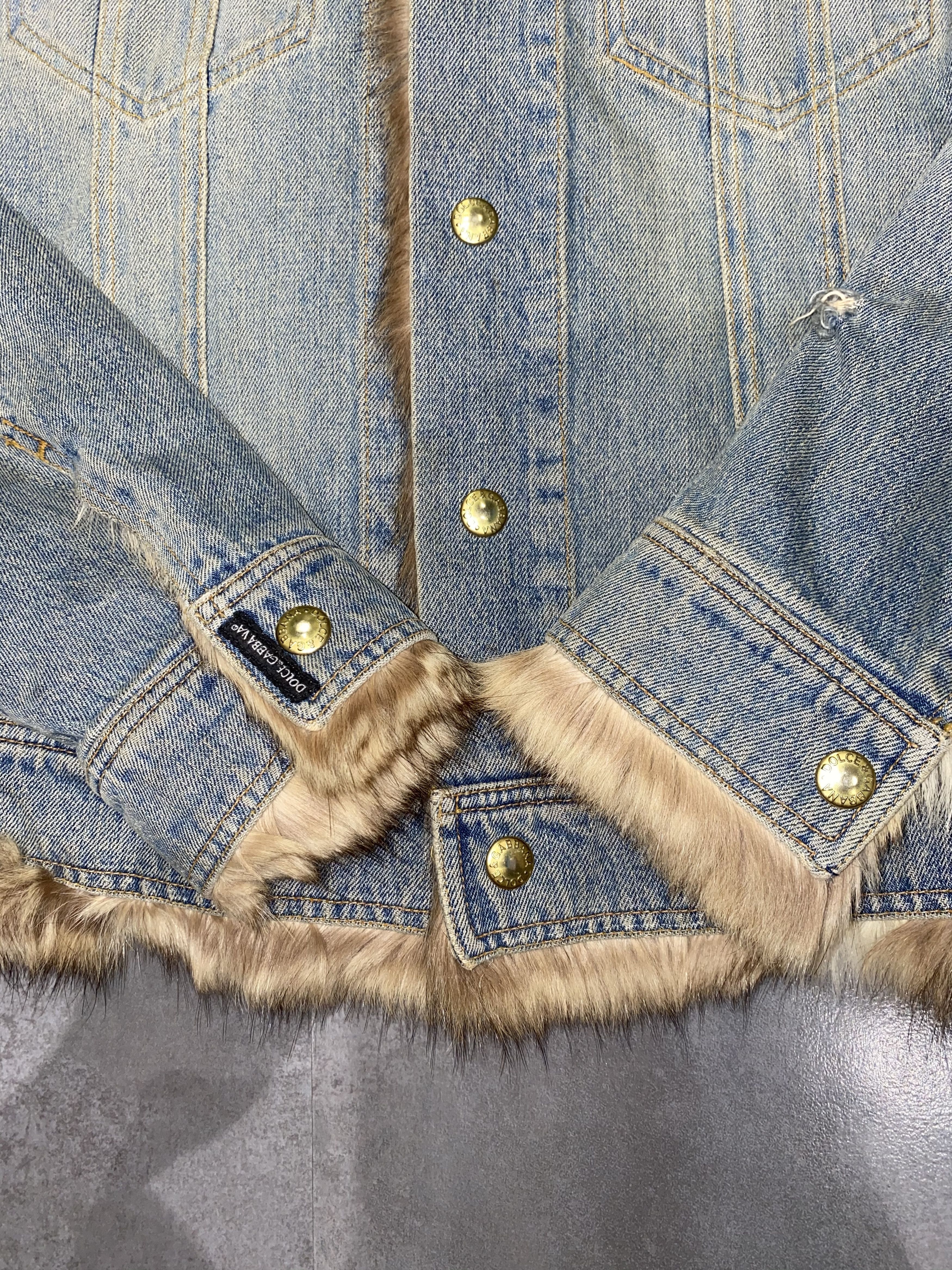 Dolce & Gabbana Dolce & Gabbana Distressed Viscacha Fur Denim Jacket Size US L / EU 52-54 / 3 - 12 Thumbnail