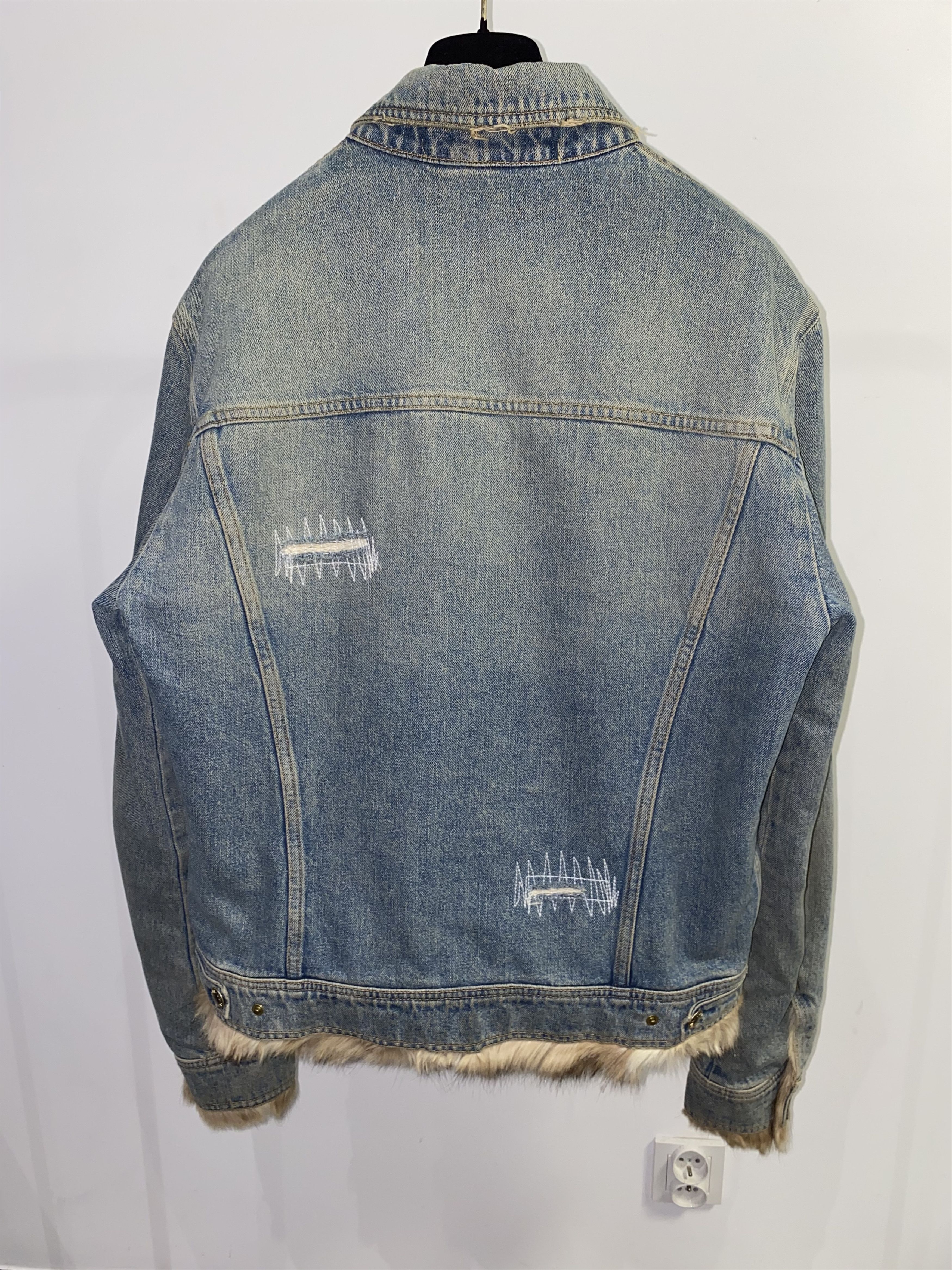 Dolce & Gabbana Dolce & Gabbana Distressed Viscacha Fur Denim Jacket Size US L / EU 52-54 / 3 - 4 Thumbnail