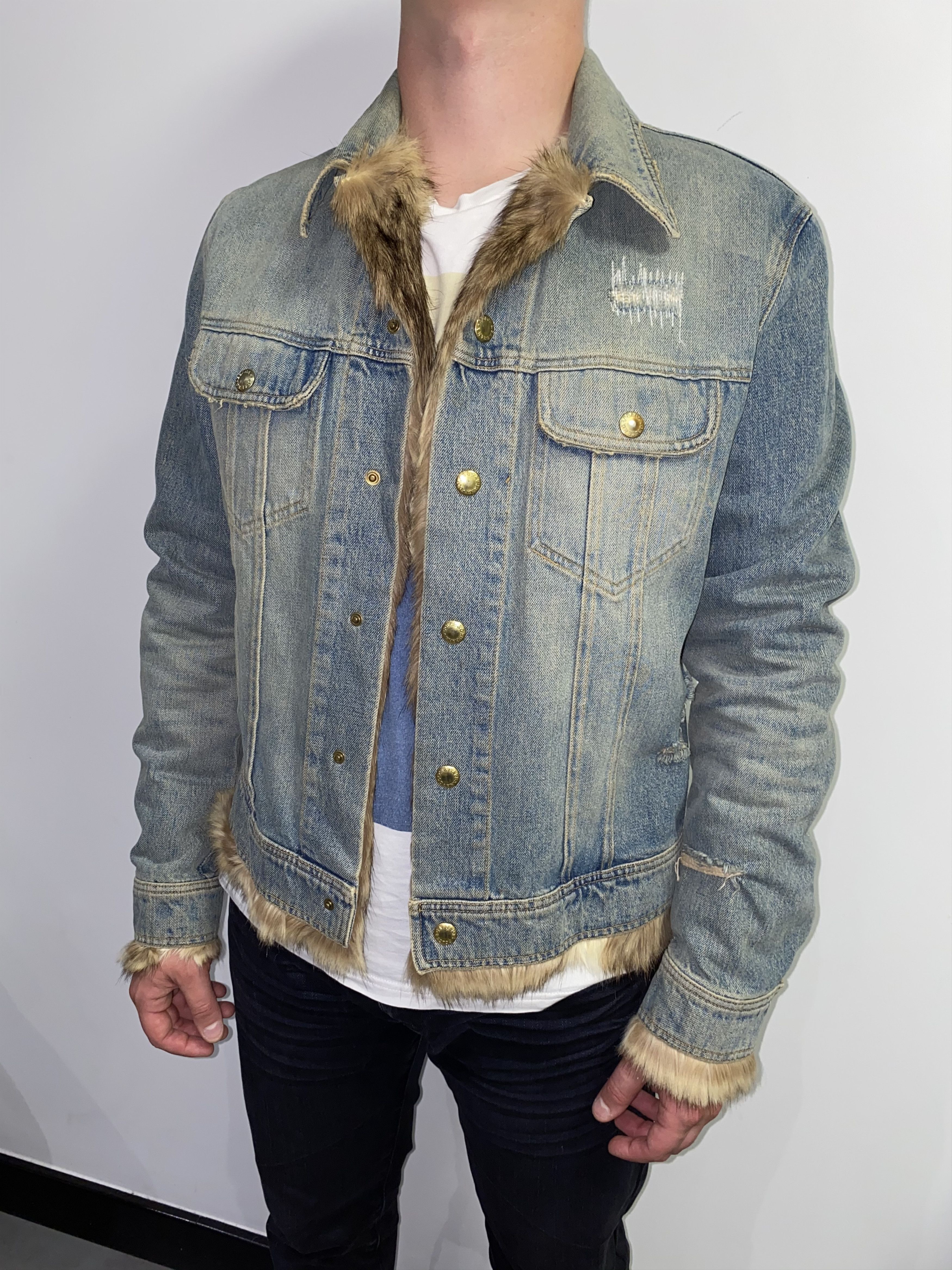 Dolce & Gabbana Dolce & Gabbana Distressed Viscacha Fur Denim Jacket Size US L / EU 52-54 / 3 - 8 Thumbnail