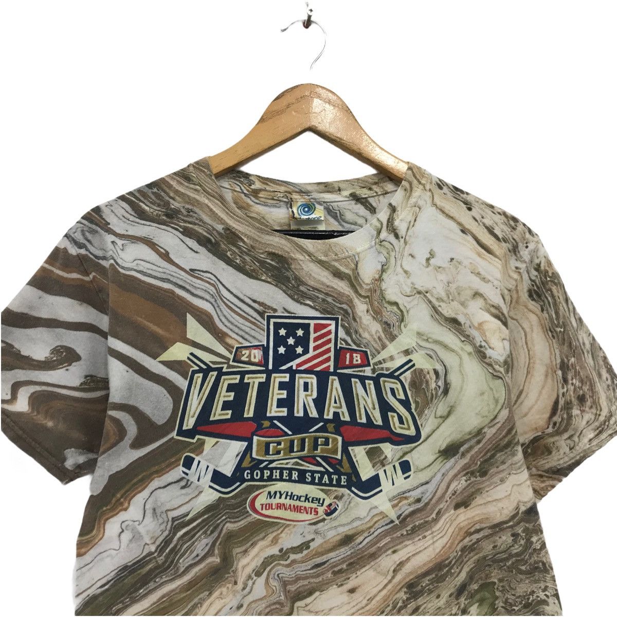 NHL × Sports Specialties Vintage Tie Dye Veterans Hockey Tee Shirt Size US S / EU 44-46 / 1 - 3 Thumbnail