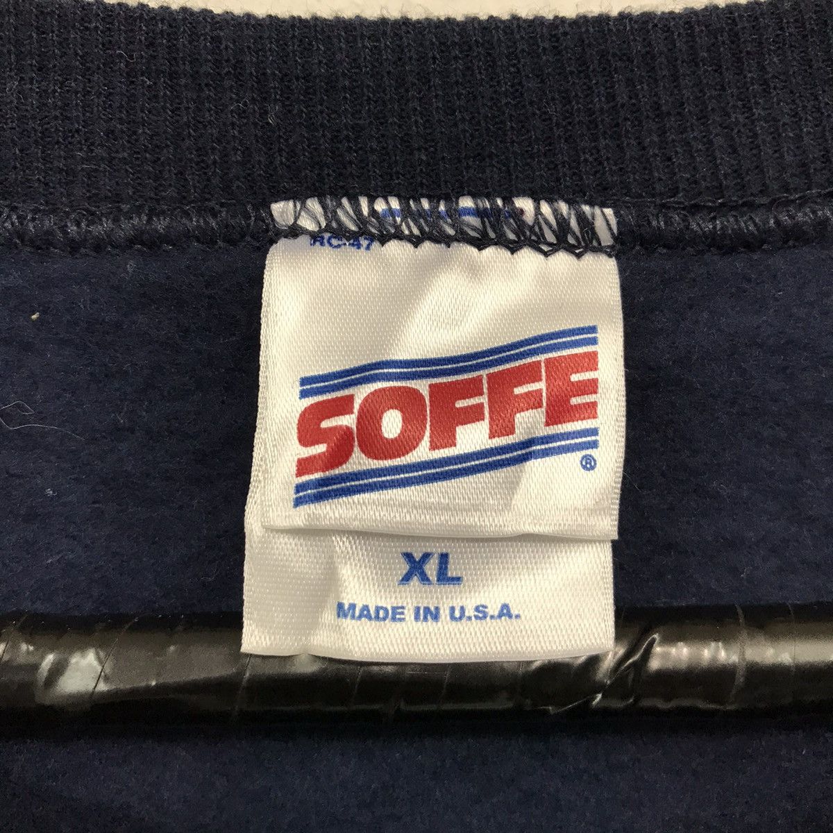 Vintage Vintage United States Navy Sweatshirt Navy Brother SoffeTag Size US L / EU 52-54 / 3 - 7 Thumbnail