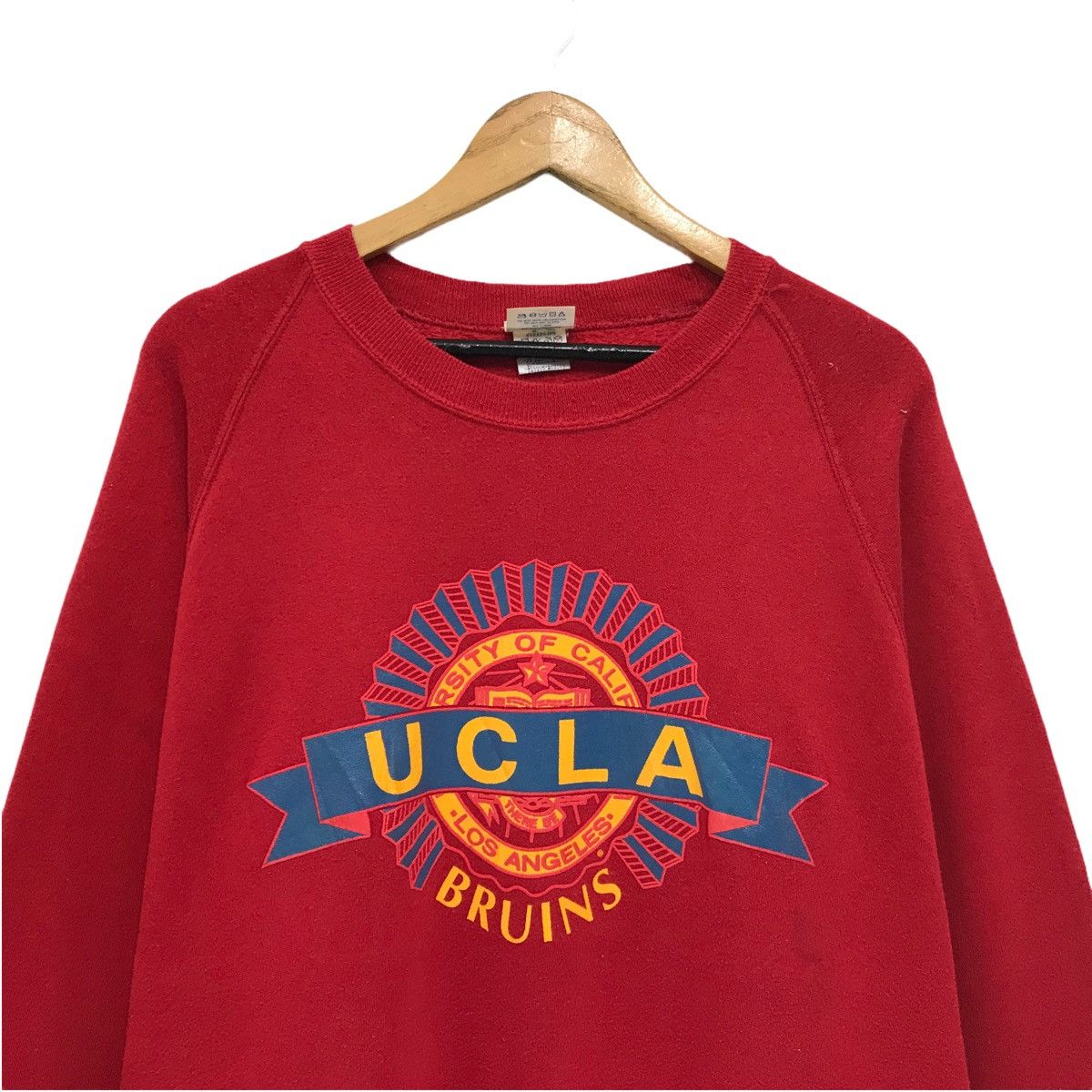 Other Vintage University California Los Angeles Crew UCLA Bruins Size US XL / EU 56 / 4 - 4 Thumbnail