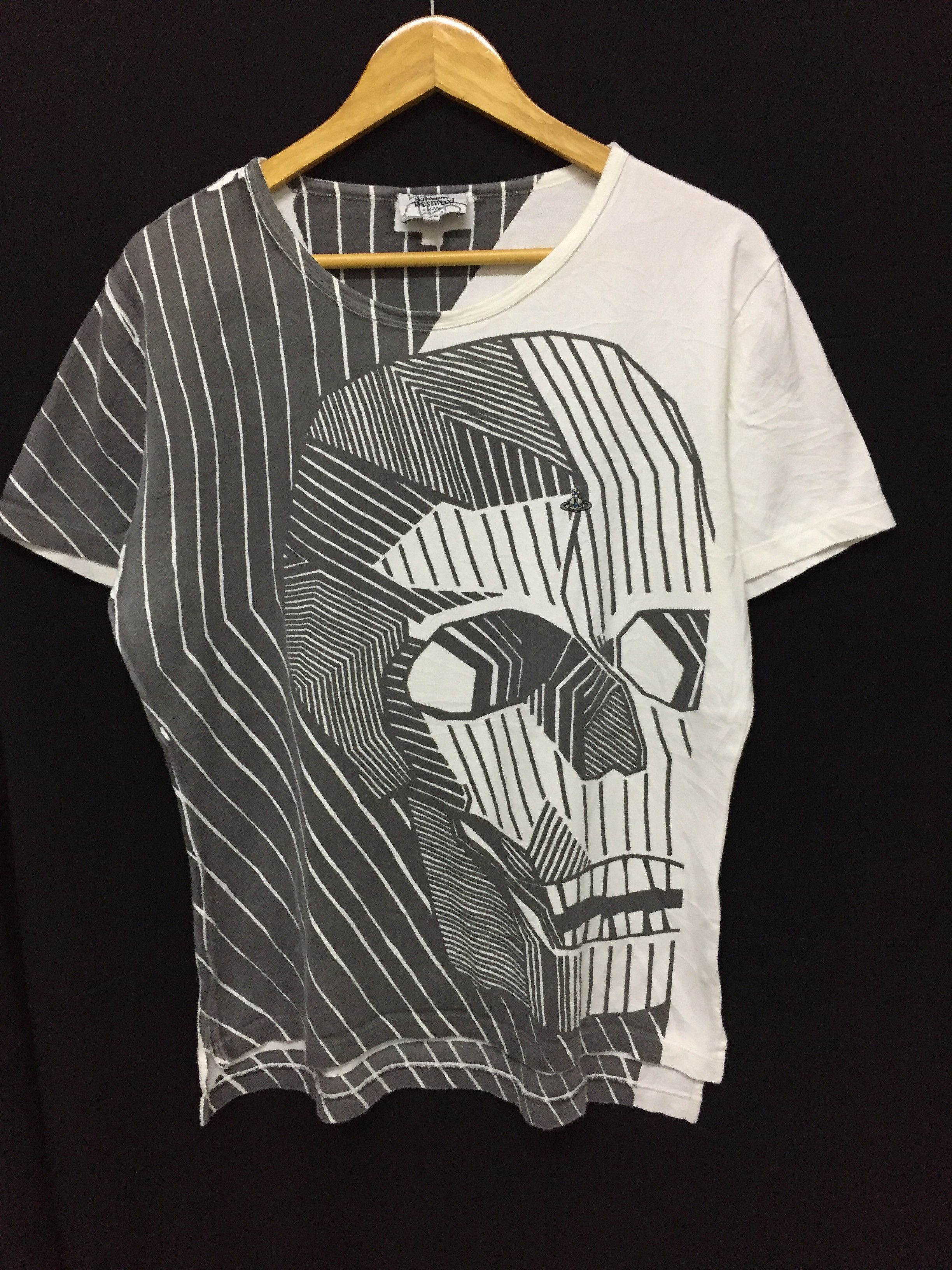 Vivienne Westwood Vtg 3D Hollow Skull tee Size US L / EU 52-54 / 3 - 2 Thumbnail