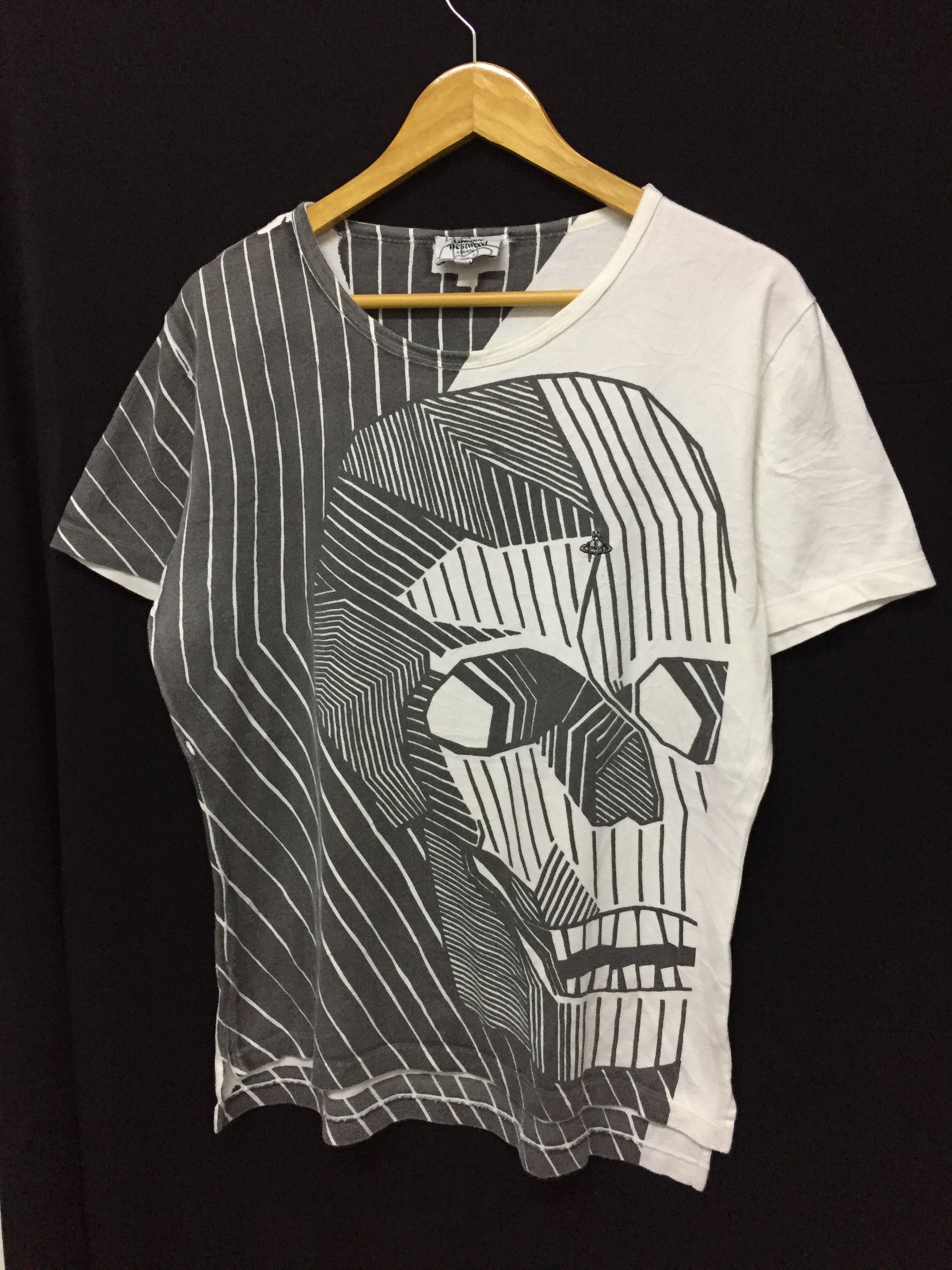 Vivienne Westwood Vtg 3D Hollow Skull tee Size US L / EU 52-54 / 3 - 1 Thumbnail