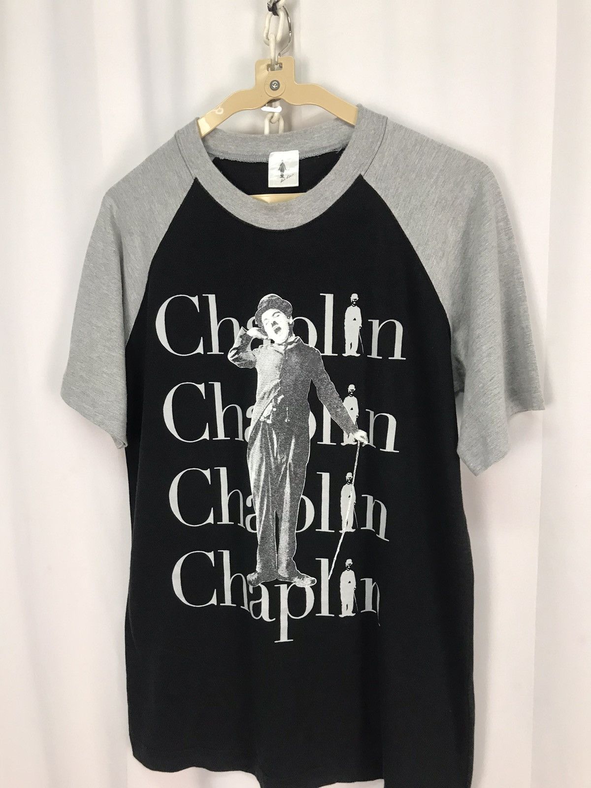 Other 2007 “Charlie Chaplin” artist printed tshirt Size US M / EU 48-50 / 2 - 4 Thumbnail