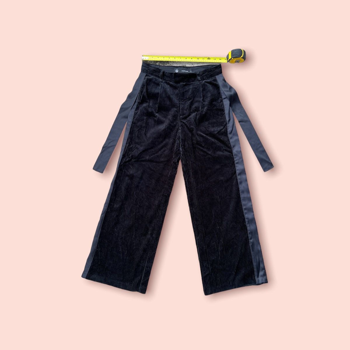 Japanese Brand × Jun Takahashi × Undercover GU X UNDERCOVER CORDUROY TAPERED PANTS Size 28" / US 6 / IT 42 - 6 Thumbnail