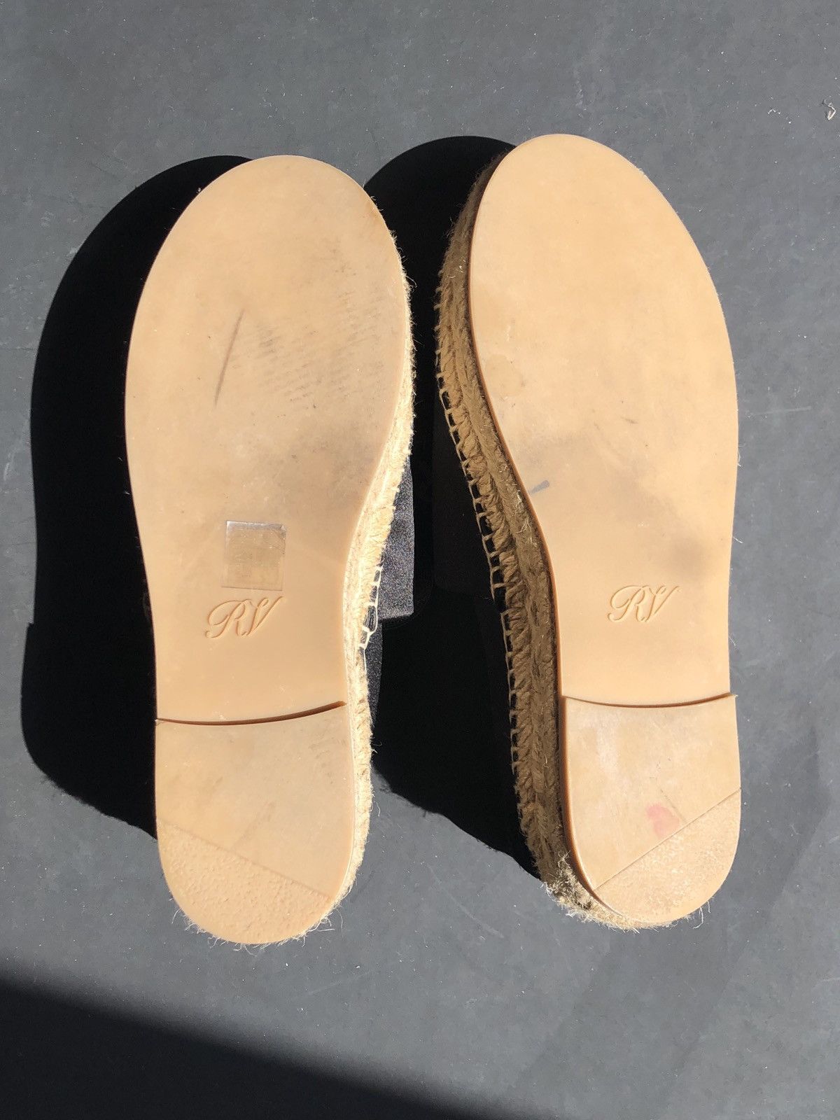 Roger Vivier Roger Vivier Black Sequin Embellished Espadrilles Size 6.5 Size US 6.5 / IT 36.5 - 5 Thumbnail