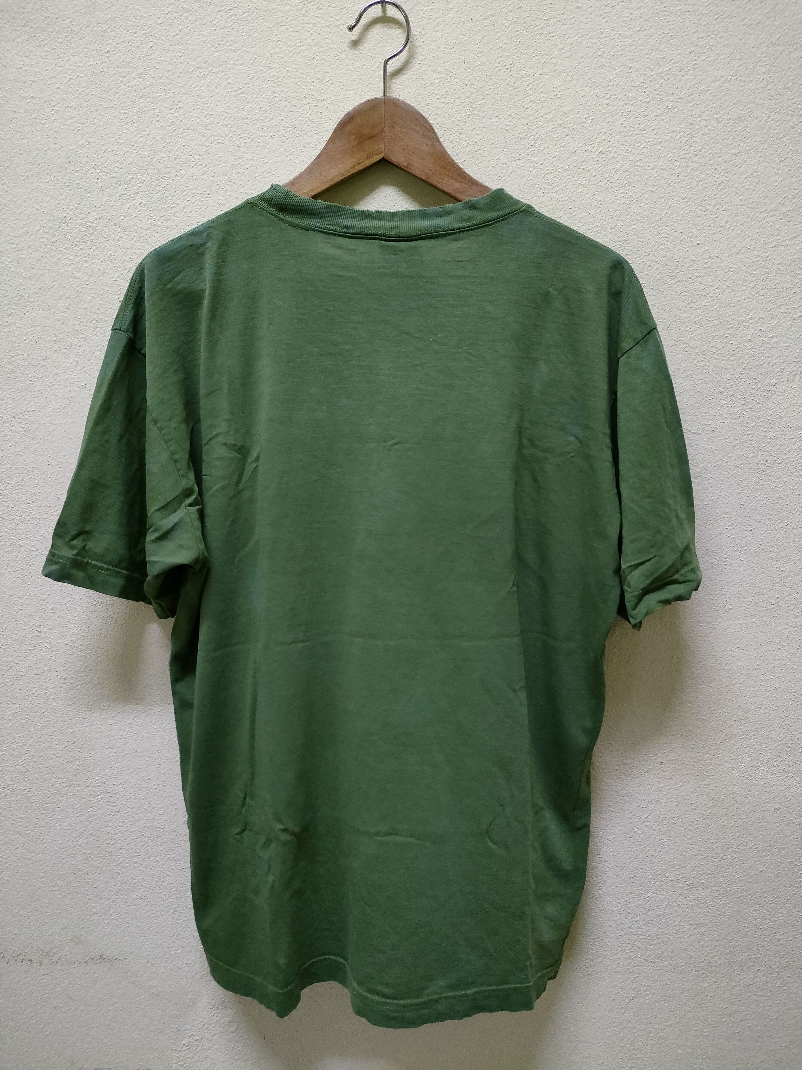 Jordan Brand × Nike × Vintage Vintage Distressed Nike Jordan T-shirt Size US L / EU 52-54 / 3 - 4 Thumbnail