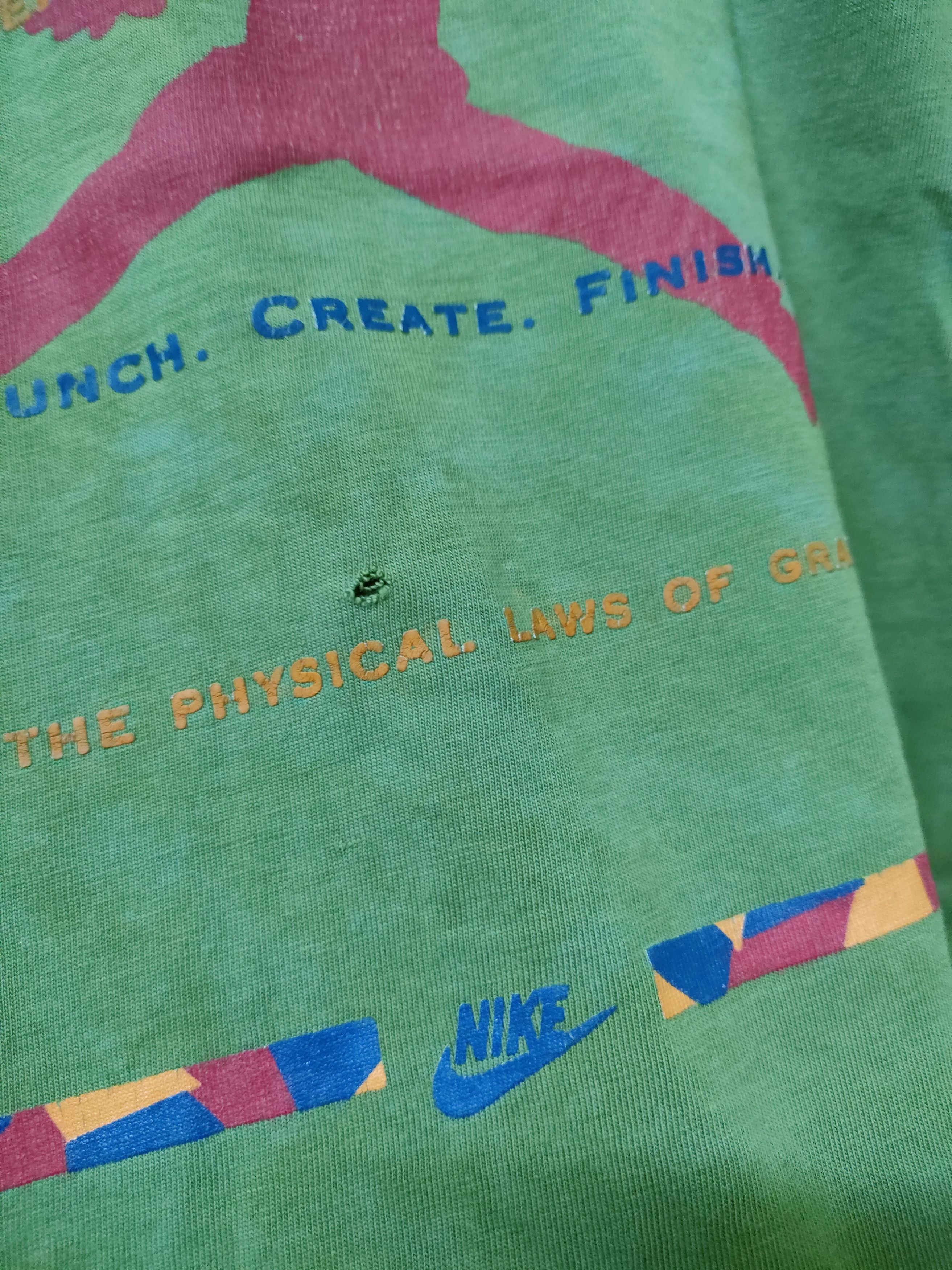 Jordan Brand × Nike × Vintage Vintage Distressed Nike Jordan T-shirt Size US L / EU 52-54 / 3 - 7 Thumbnail