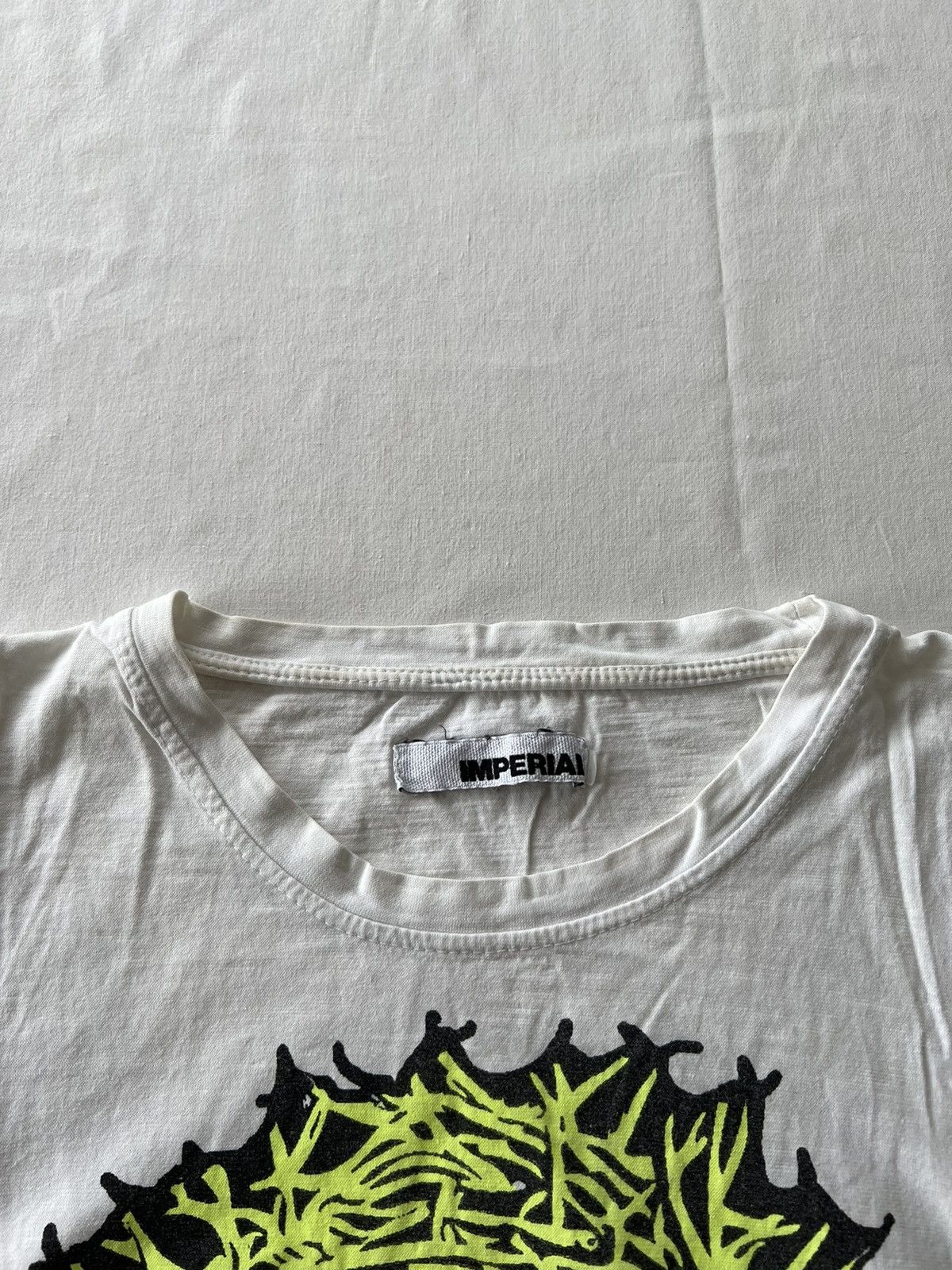 Band Tees Vintage 2000s Jesus Born To Be Famous Religion Tank Top Tee Size US M / EU 48-50 / 2 - 9 Thumbnail