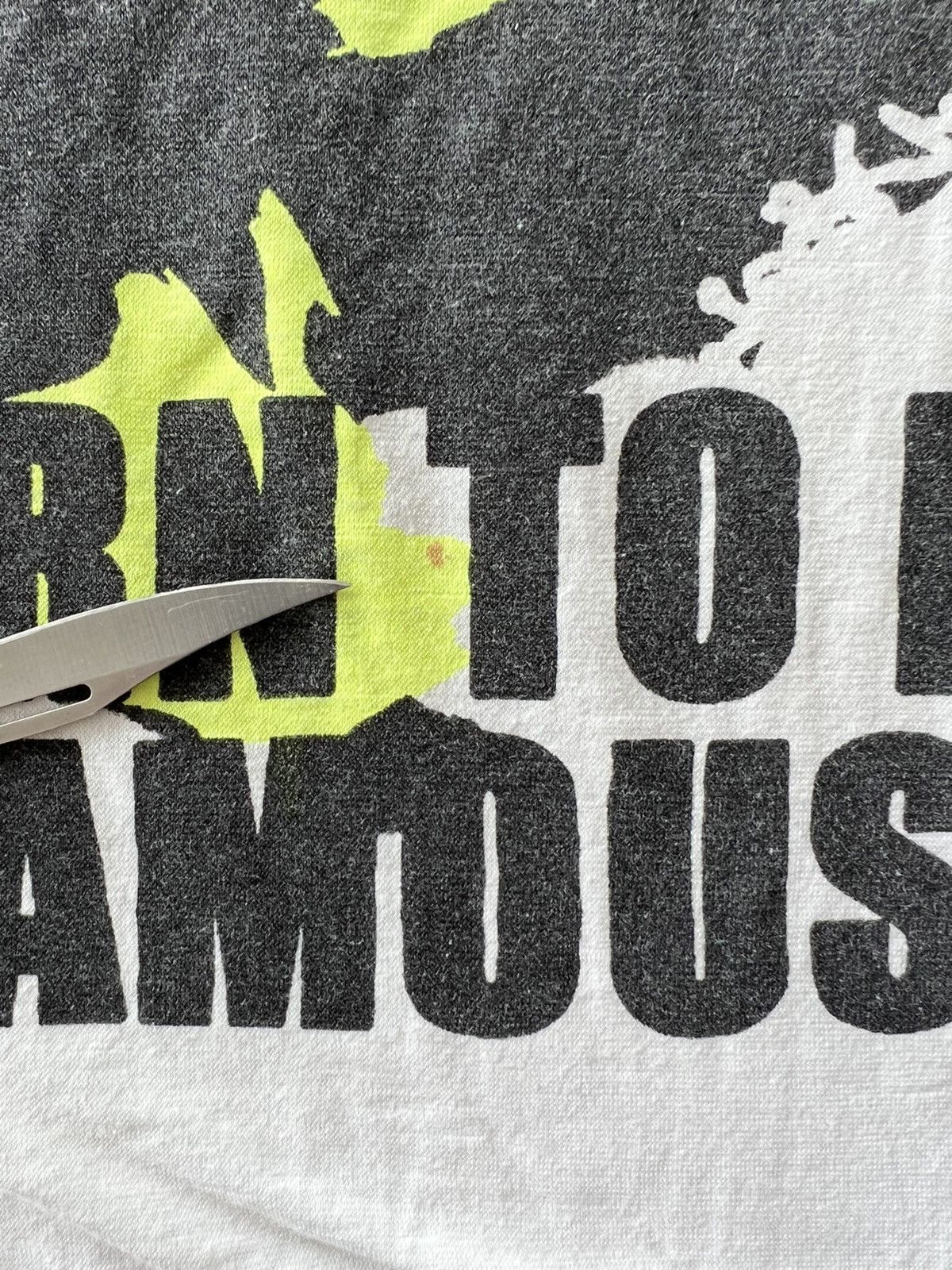Band Tees Vintage 2000s Jesus Born To Be Famous Religion Tank Top Tee Size US M / EU 48-50 / 2 - 6 Thumbnail