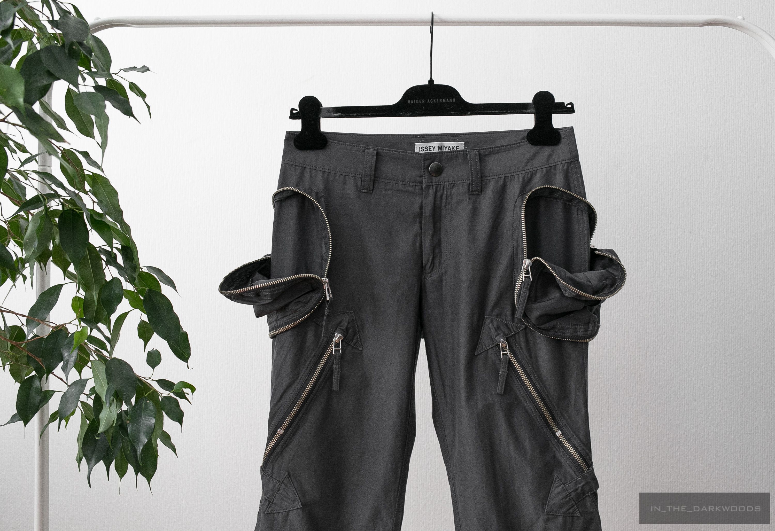Issey Miyake tactical cropped cargo pants Size US 28 / EU 44 - 4 Thumbnail