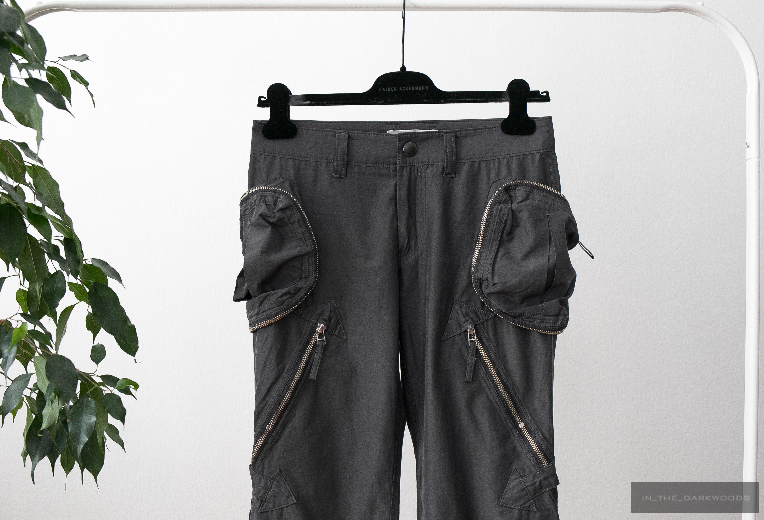 Issey Miyake tactical cropped cargo pants Size US 28 / EU 44 - 5 Thumbnail