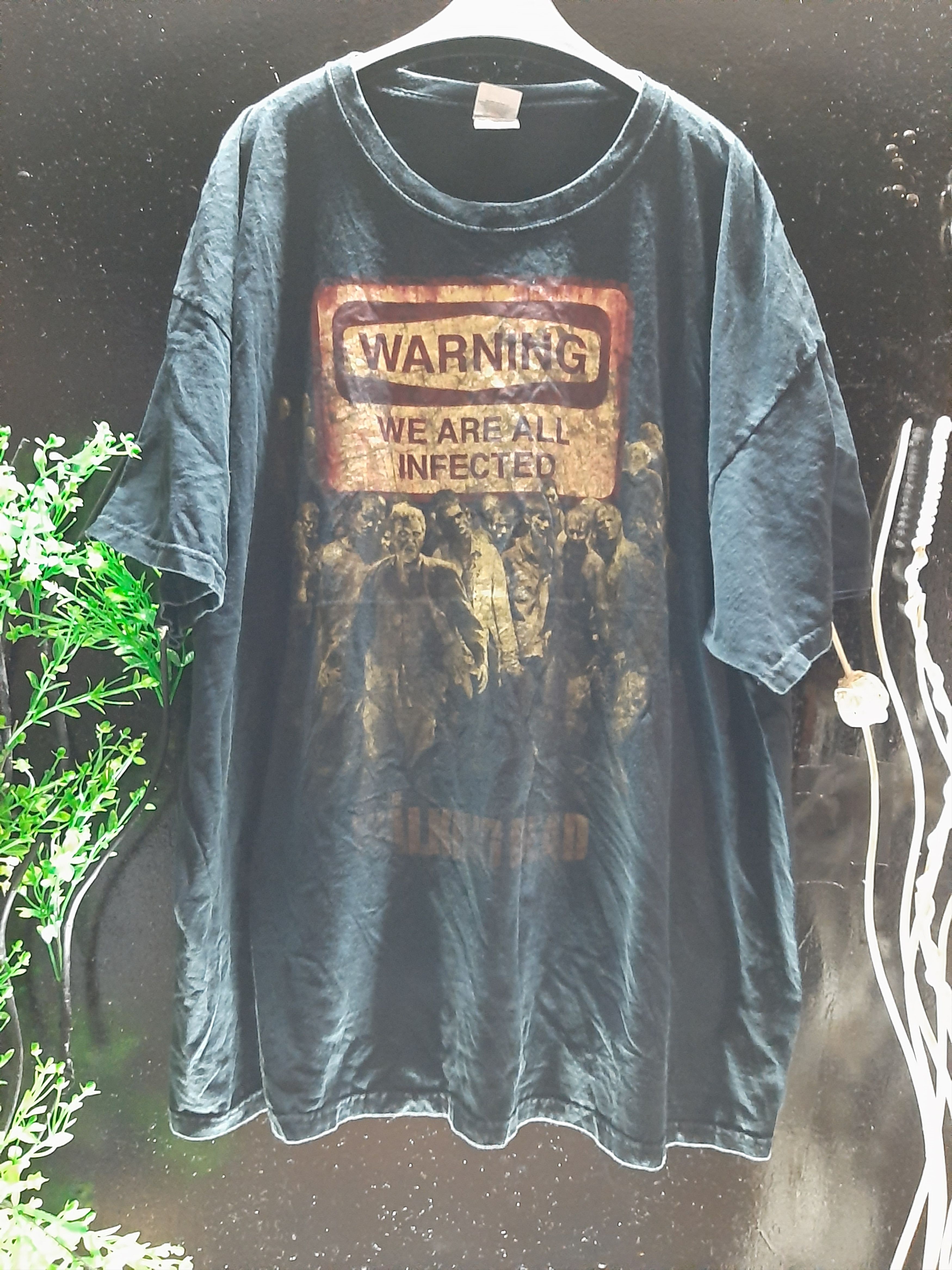 Vintage VINTAGE EARLY 2K THE WALKING DEAD HORROR MOVIE SERIES Size US XXL / EU 58 / 5 - 1 Thumbnail