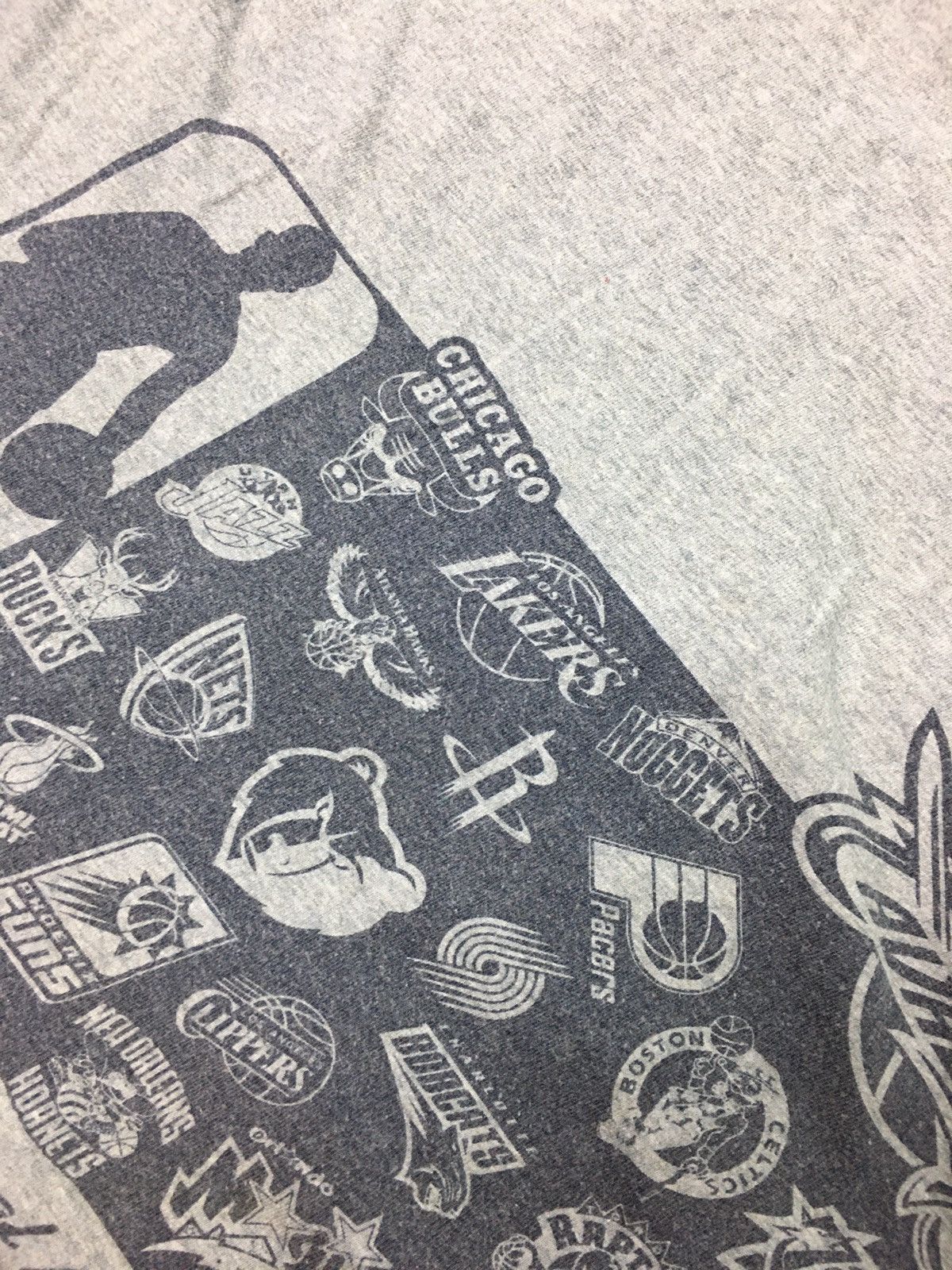 NBA National Basketball Association Tee Shirt Size US L / EU 52-54 / 3 - 5 Thumbnail