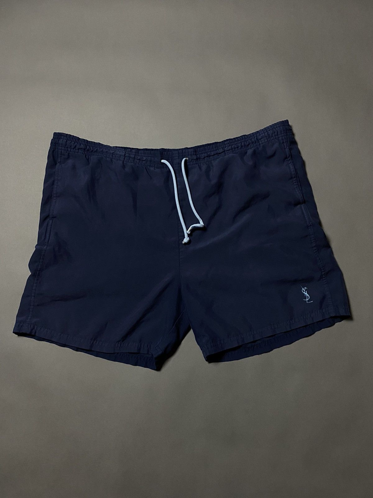 Vintage × Yves Saint Laurent 90s Yves Saint Laurent vintage navy shorts small YSL logo Size US 32 / EU 48 - 1 Thumbnail