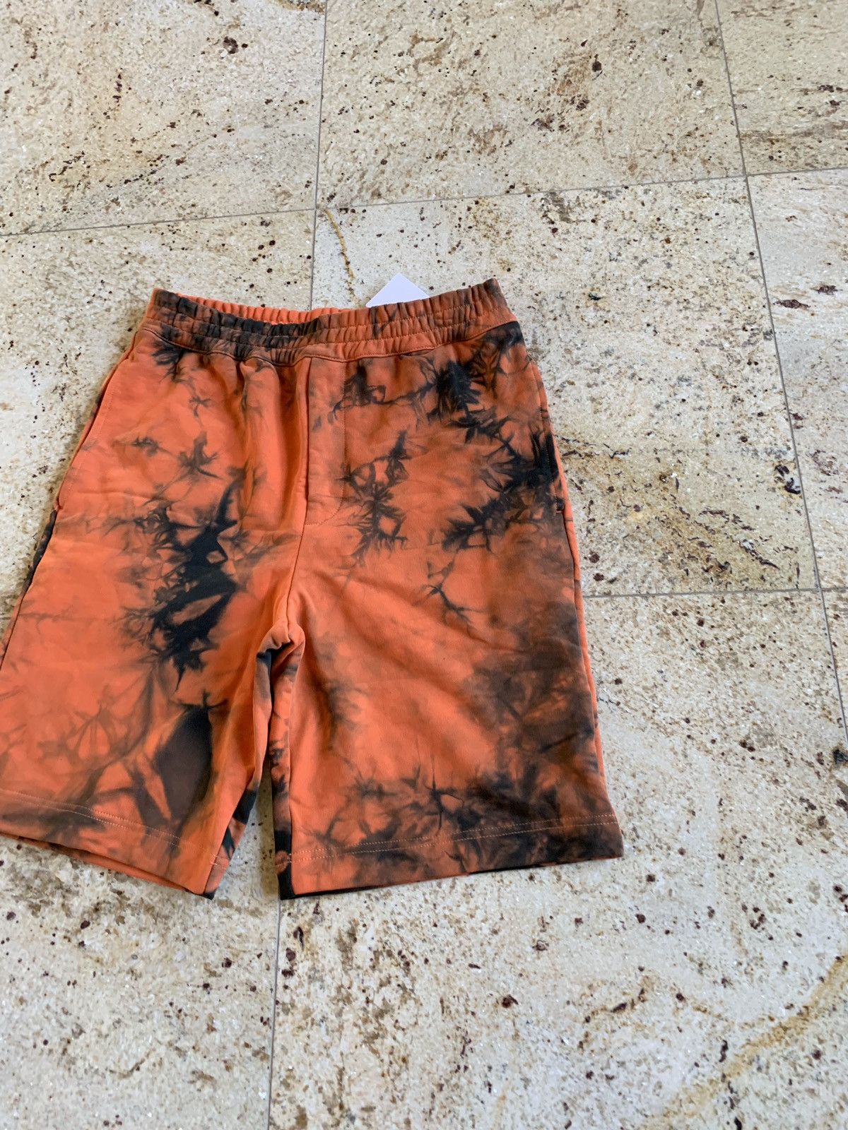 Helmut Lang Tie Dye Orange & Black Shorts Size US 30 / EU 46 - 11 Thumbnail