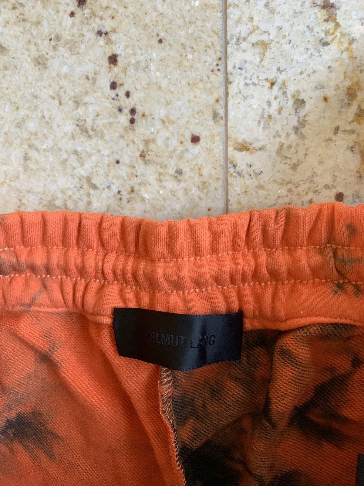 Helmut Lang Tie Dye Orange & Black Shorts Size US 30 / EU 46 - 5 Thumbnail
