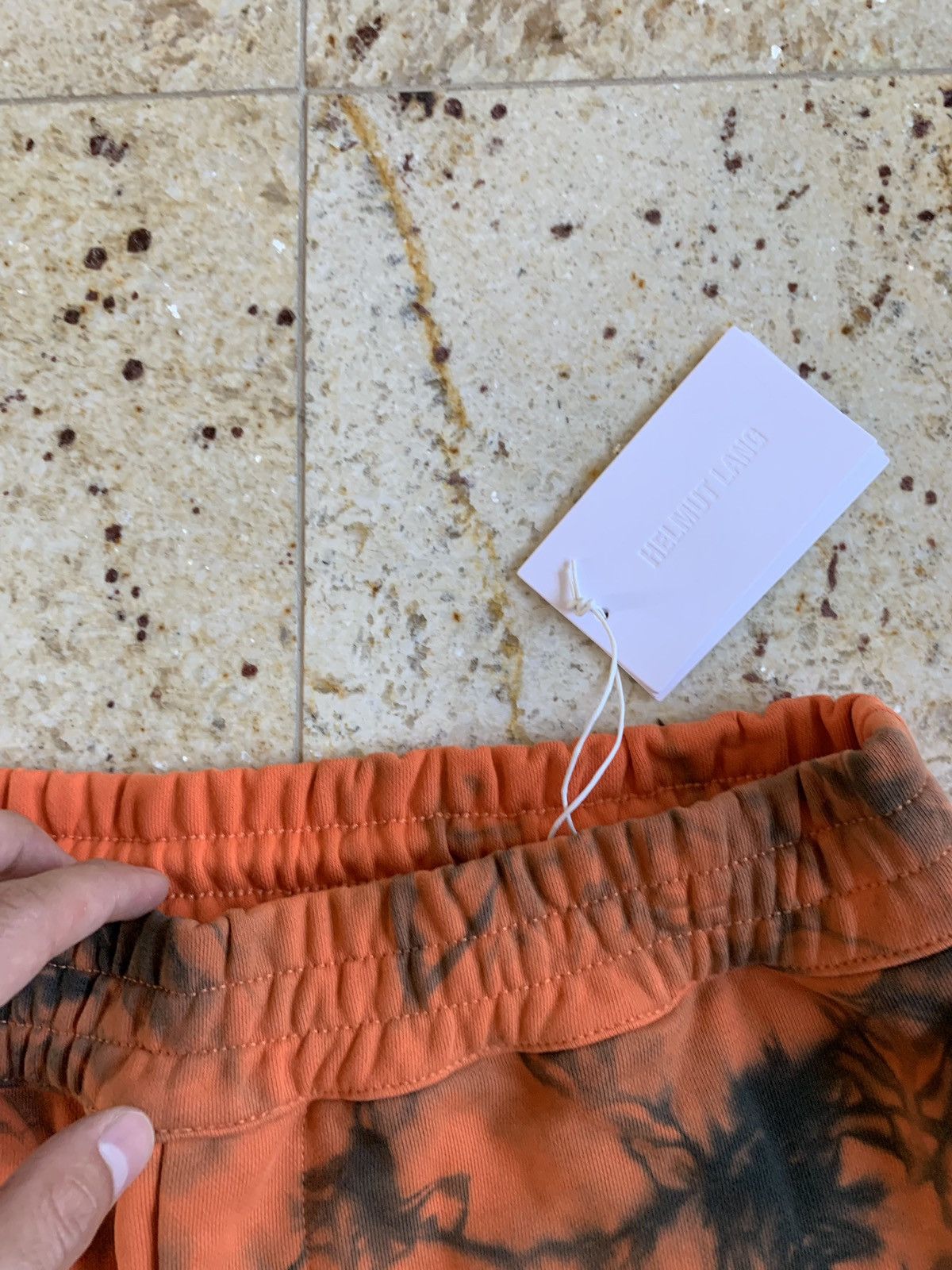Helmut Lang Tie Dye Orange & Black Shorts Size US 30 / EU 46 - 7 Thumbnail