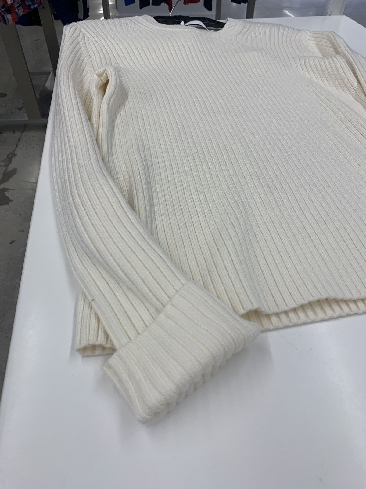Helmut Lang Logo Tag Muscle Crew Neck in Cream Size US S / EU 44-46 / 1 - 5 Thumbnail