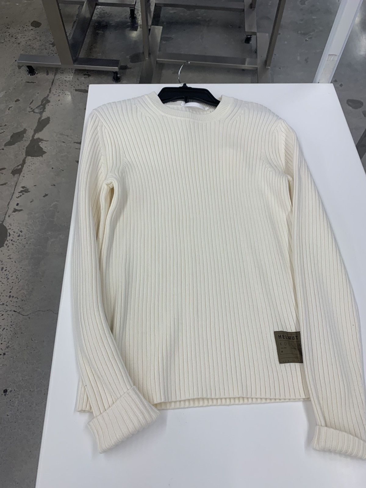 Helmut Lang Logo Tag Muscle Crew Neck in Cream Size US S / EU 44-46 / 1 - 1 Thumbnail