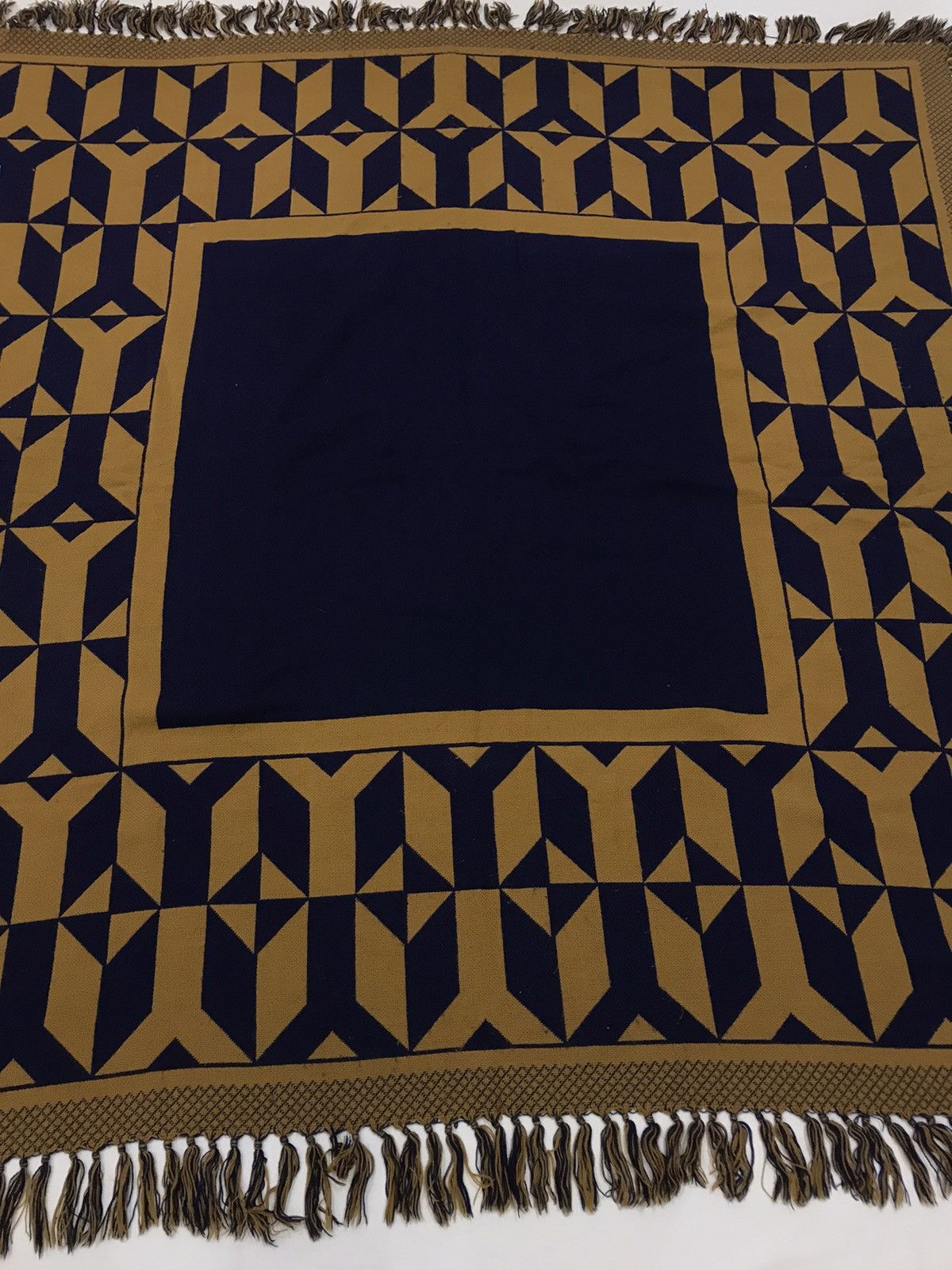 Yves Saint Laurent VINTAGE YVES SAINT LAURENT YSL LINGE DE MAISON KNITTED RUG Size ONE SIZE - 4 Thumbnail