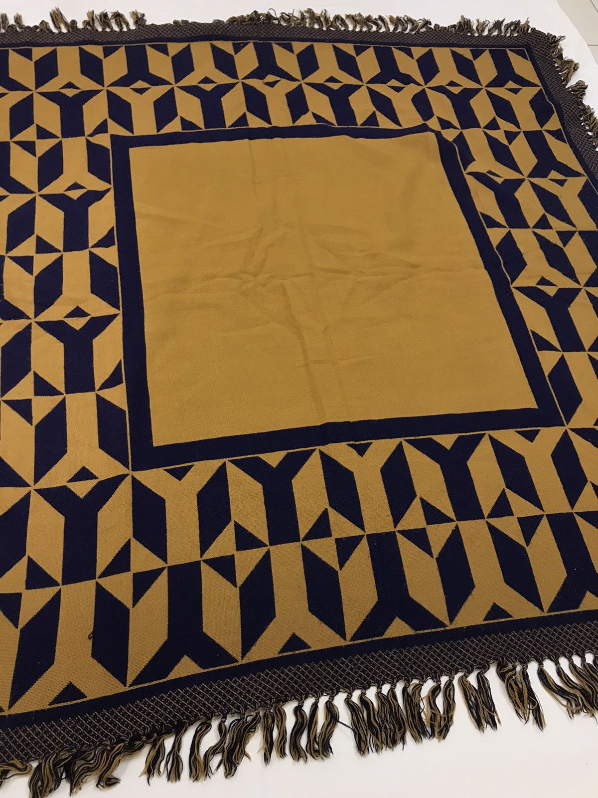 Yves Saint Laurent VINTAGE YVES SAINT LAURENT YSL LINGE DE MAISON KNITTED RUG Size ONE SIZE - 5 Thumbnail
