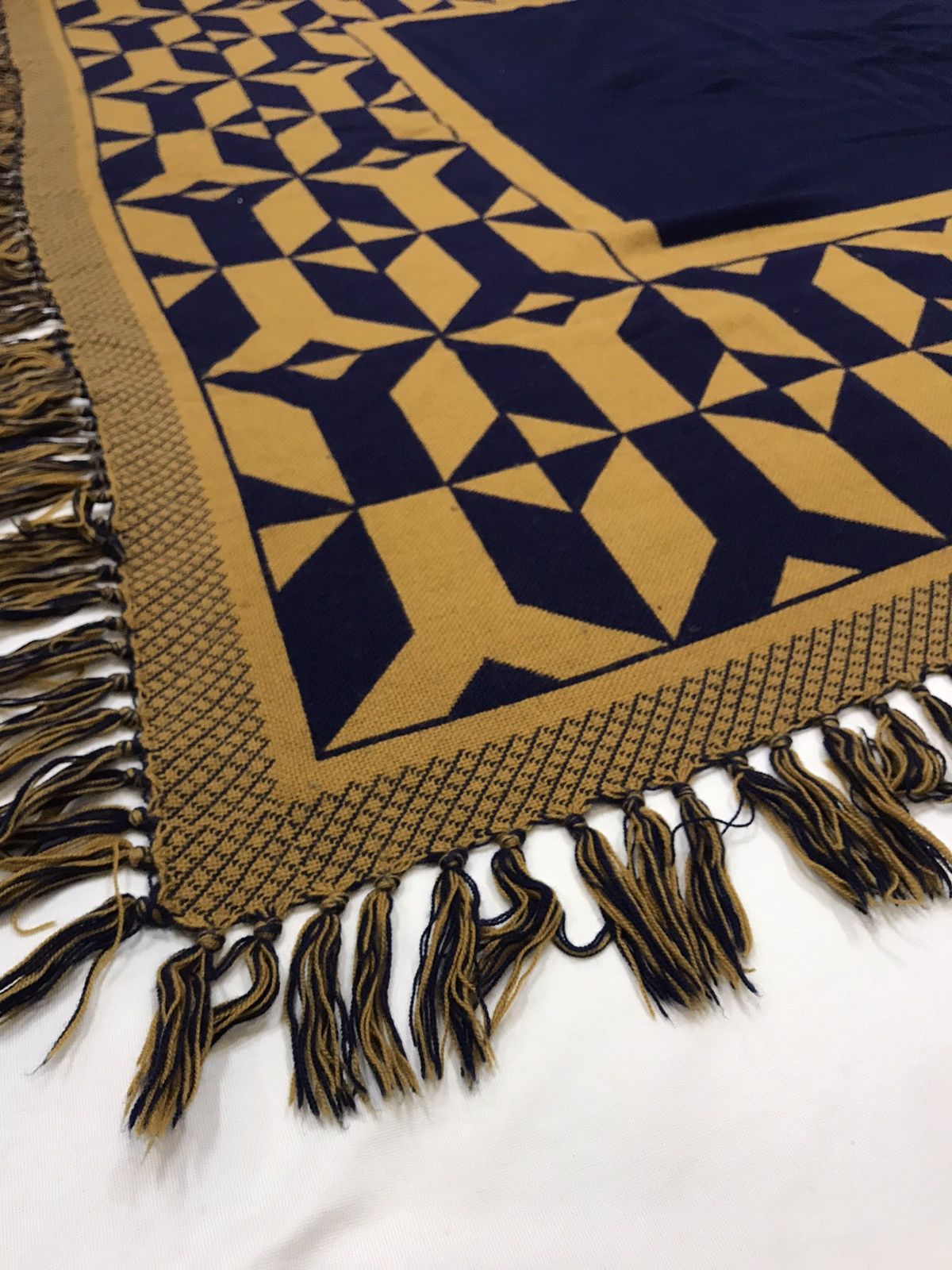 Yves Saint Laurent VINTAGE YVES SAINT LAURENT YSL LINGE DE MAISON KNITTED RUG Size ONE SIZE - 3 Thumbnail