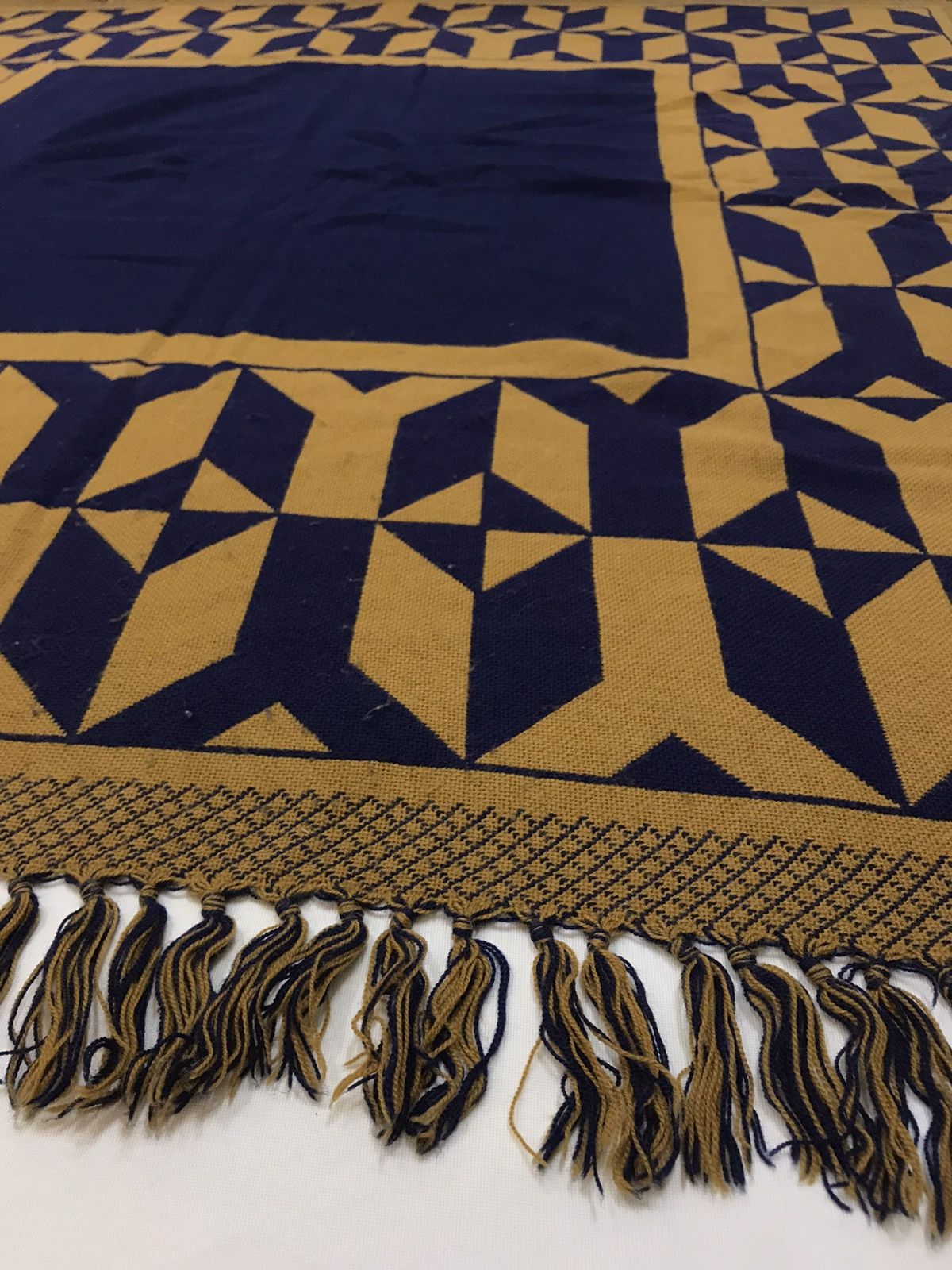 Yves Saint Laurent VINTAGE YVES SAINT LAURENT YSL LINGE DE MAISON KNITTED RUG Size ONE SIZE - 2 Thumbnail