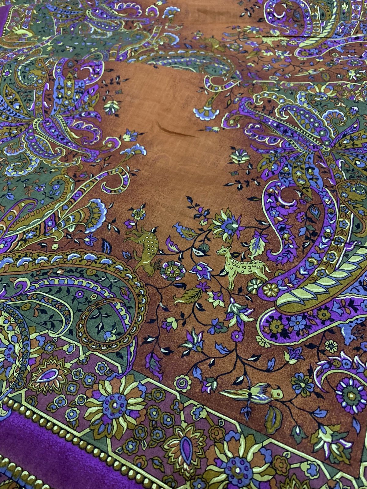 Jean-Louis Scherrer VINTAGE JEAN LOUIS SCHERRER UNCUT HANDKERCHIEF 3.6m x 1.23m Size ONE SIZE - 5 Thumbnail