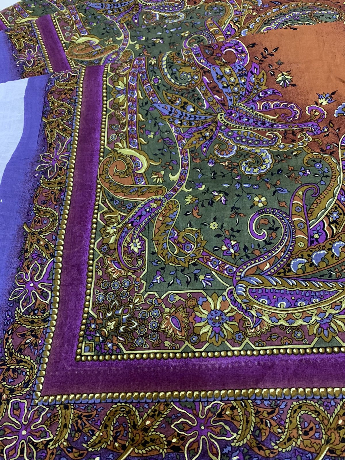 Jean-Louis Scherrer VINTAGE JEAN LOUIS SCHERRER UNCUT HANDKERCHIEF 3.6m x 1.23m Size ONE SIZE - 7 Thumbnail