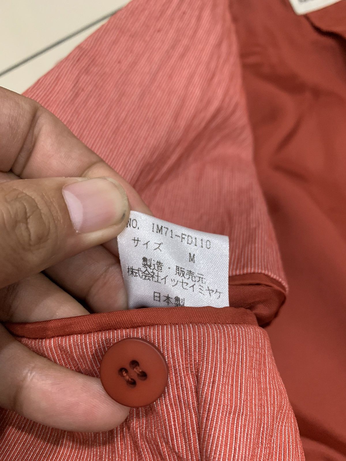 Issey Miyake × Vintage VINTAGE ISSEY MIYAKE CRUMPLE STYLE BLAZER COAT Size US S / EU 44-46 / 1 - 9 Thumbnail