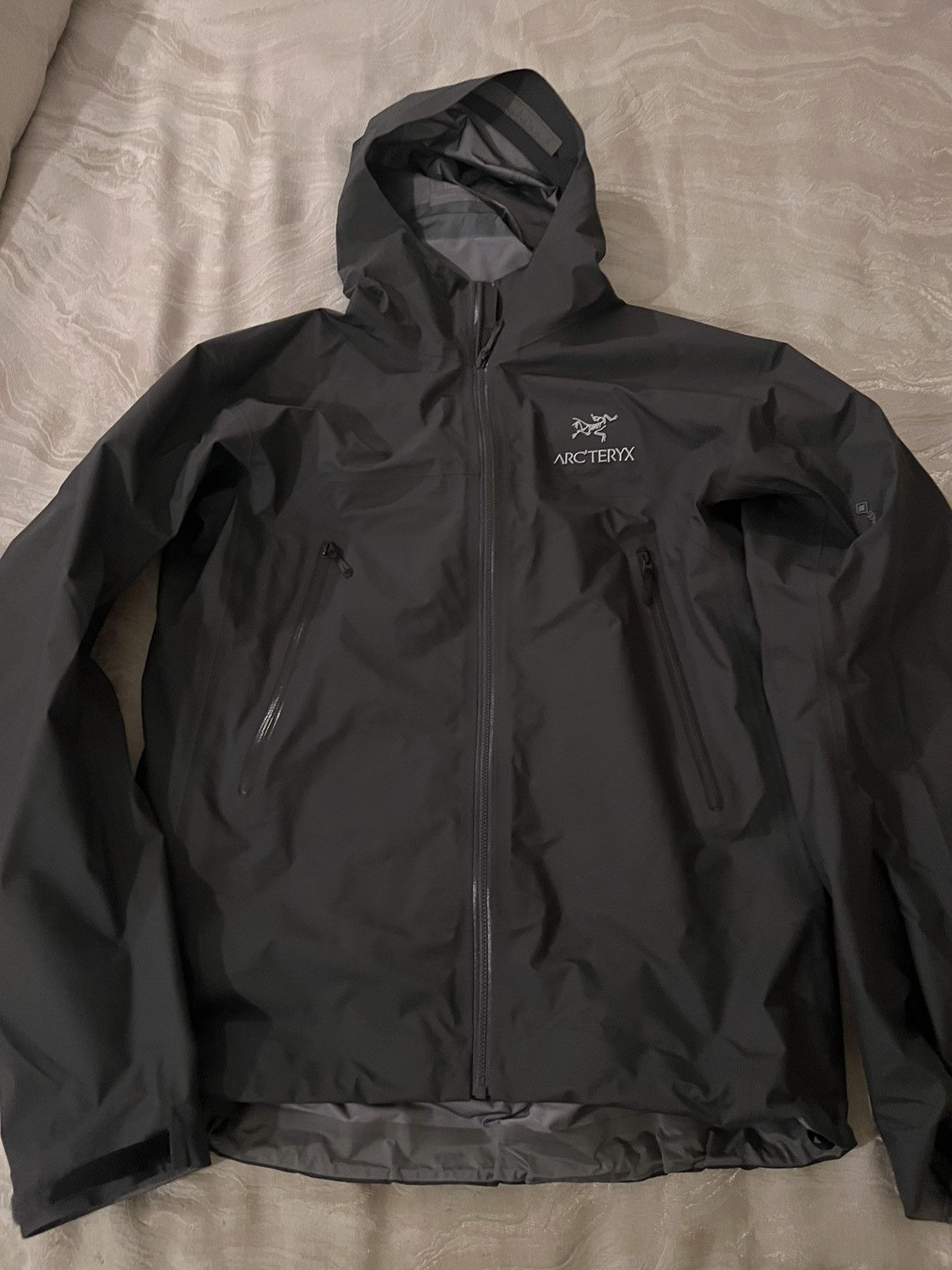 Arc'Teryx Arcteryx shell jacket | Grailed