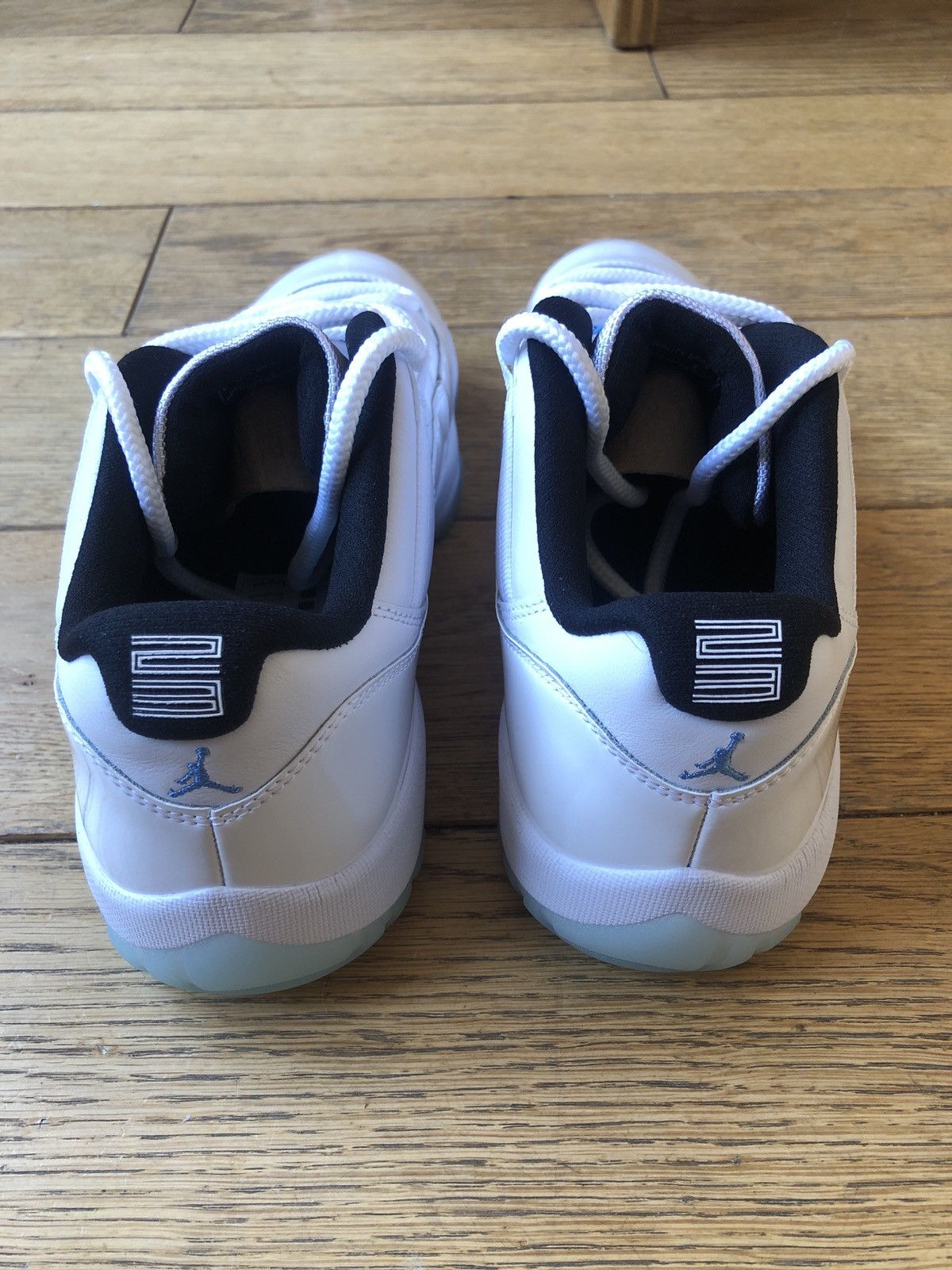 Jordan Brand Air Jordan 11 low Size US 10.5 / EU 43-44 - 4 Thumbnail