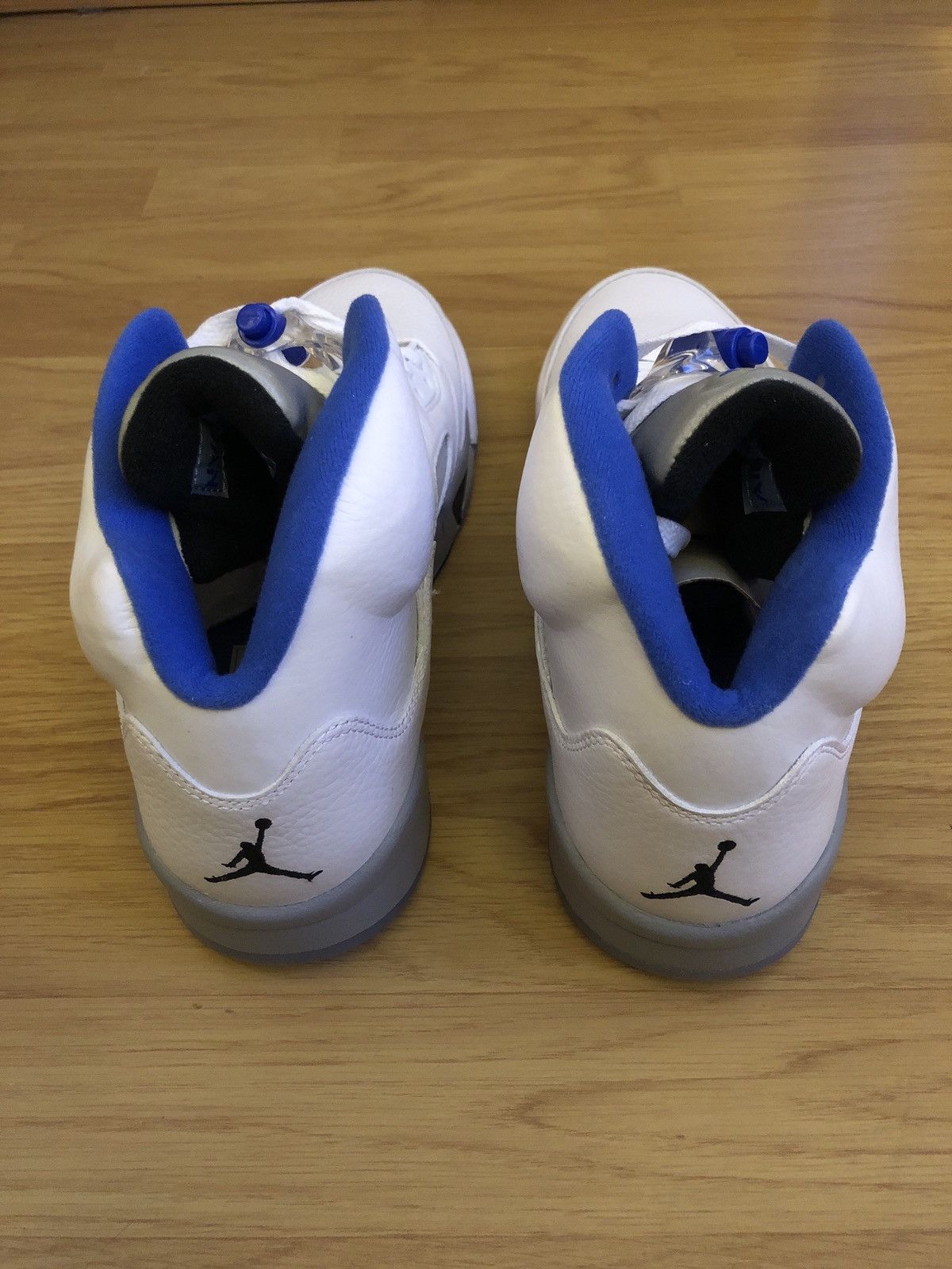 Jordan Brand Air Jordan 5 white / hyper royal Size US 11 / EU 44 - 4 Thumbnail