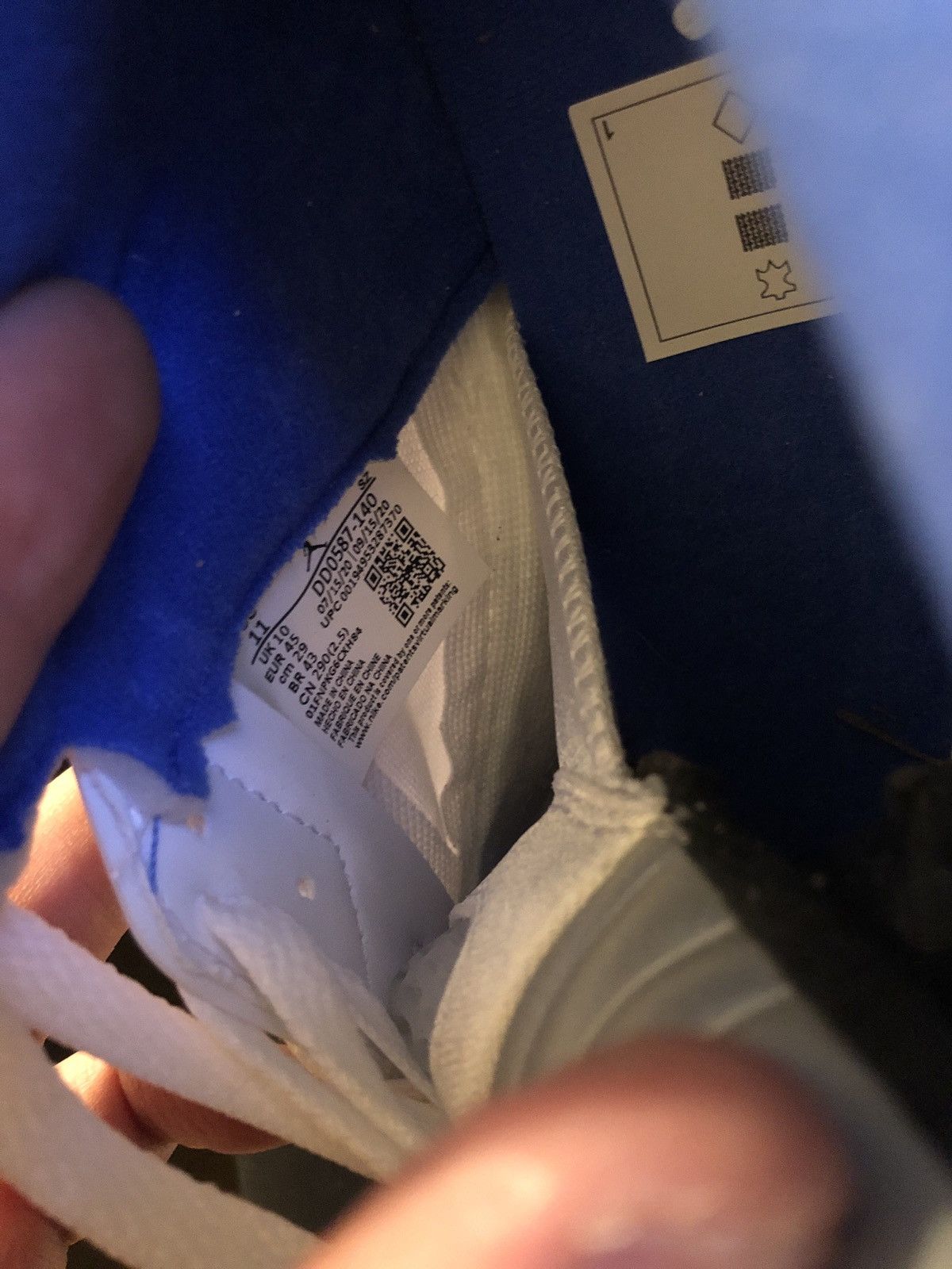 Jordan Brand Air Jordan 5 white / hyper royal Size US 11 / EU 44 - 5 Thumbnail