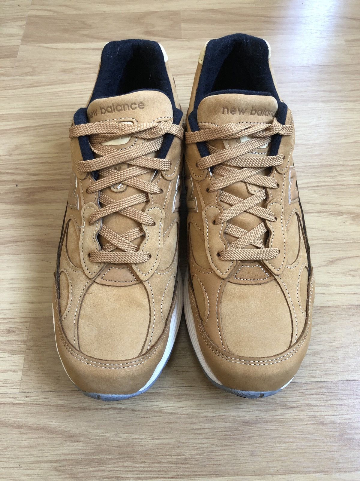 New Balance New Balance M992LX Size US 11 / EU 44 - 3 Thumbnail
