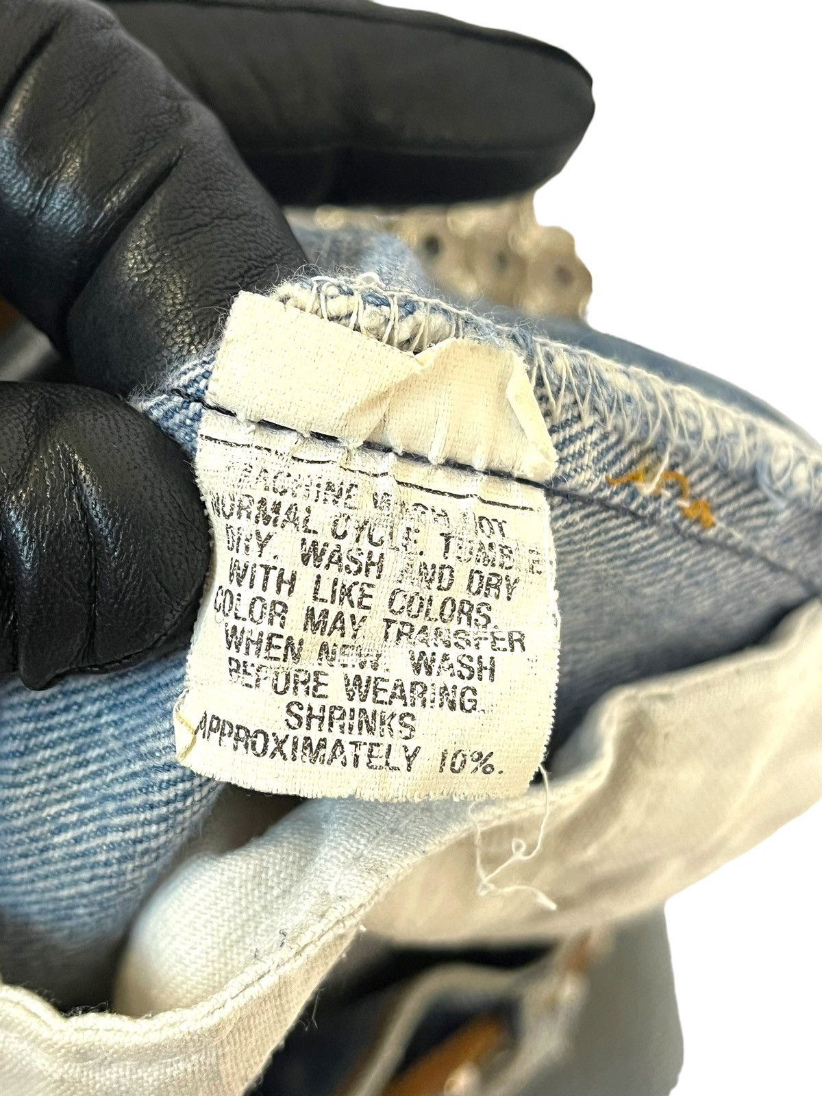 Levi's Vintage Levi’s 501 80’s Button fly Size US 30 / EU 46 - 16 Thumbnail