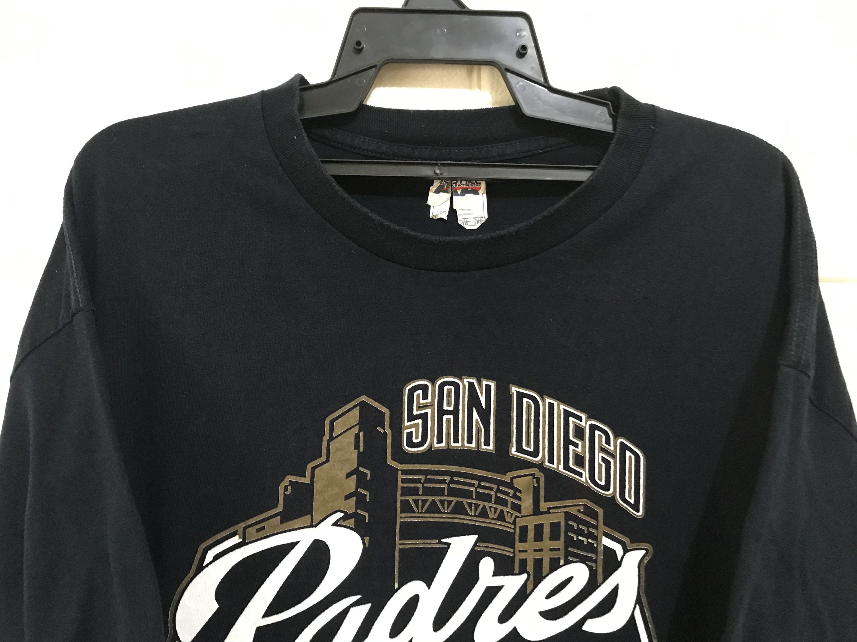 Alstyle San Diego Padres T-Shirt Size US XXL / EU 58 / 5 - 7 Thumbnail