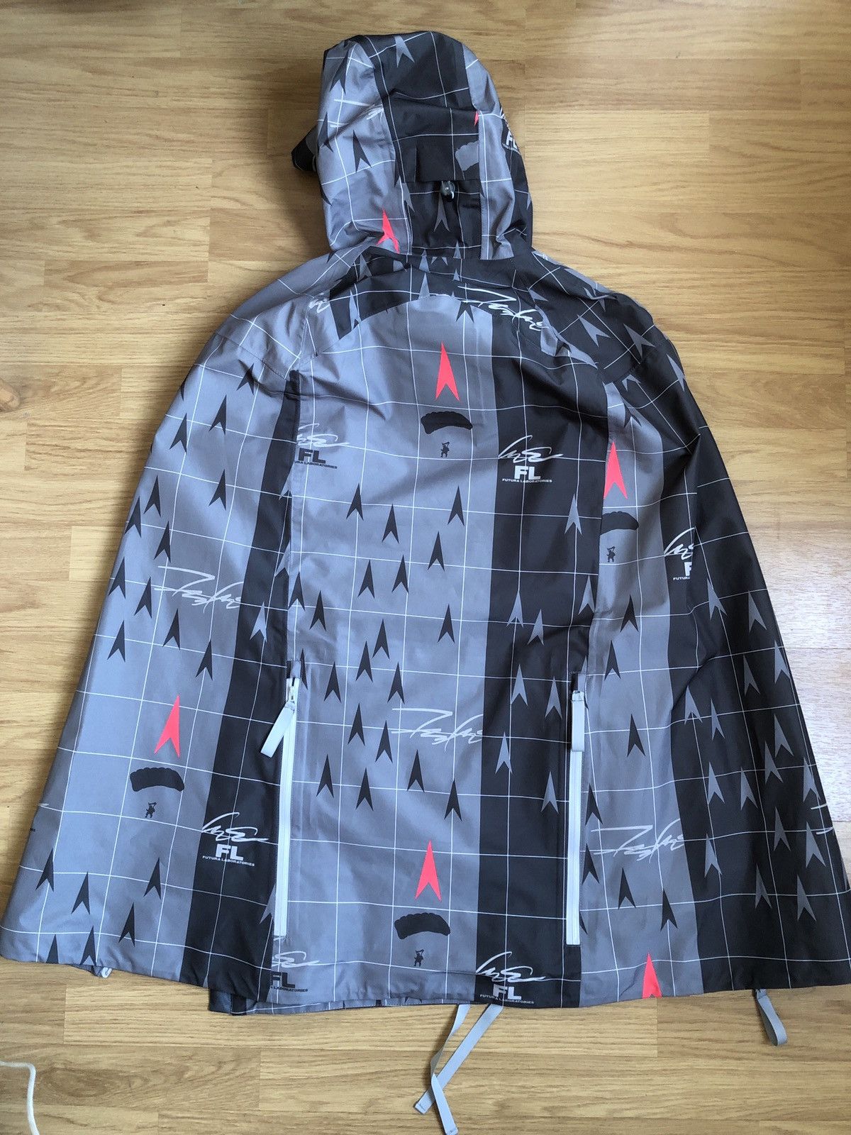 Futura Goretex X Futura Size US XL / EU 56 / 4 - 4 Thumbnail