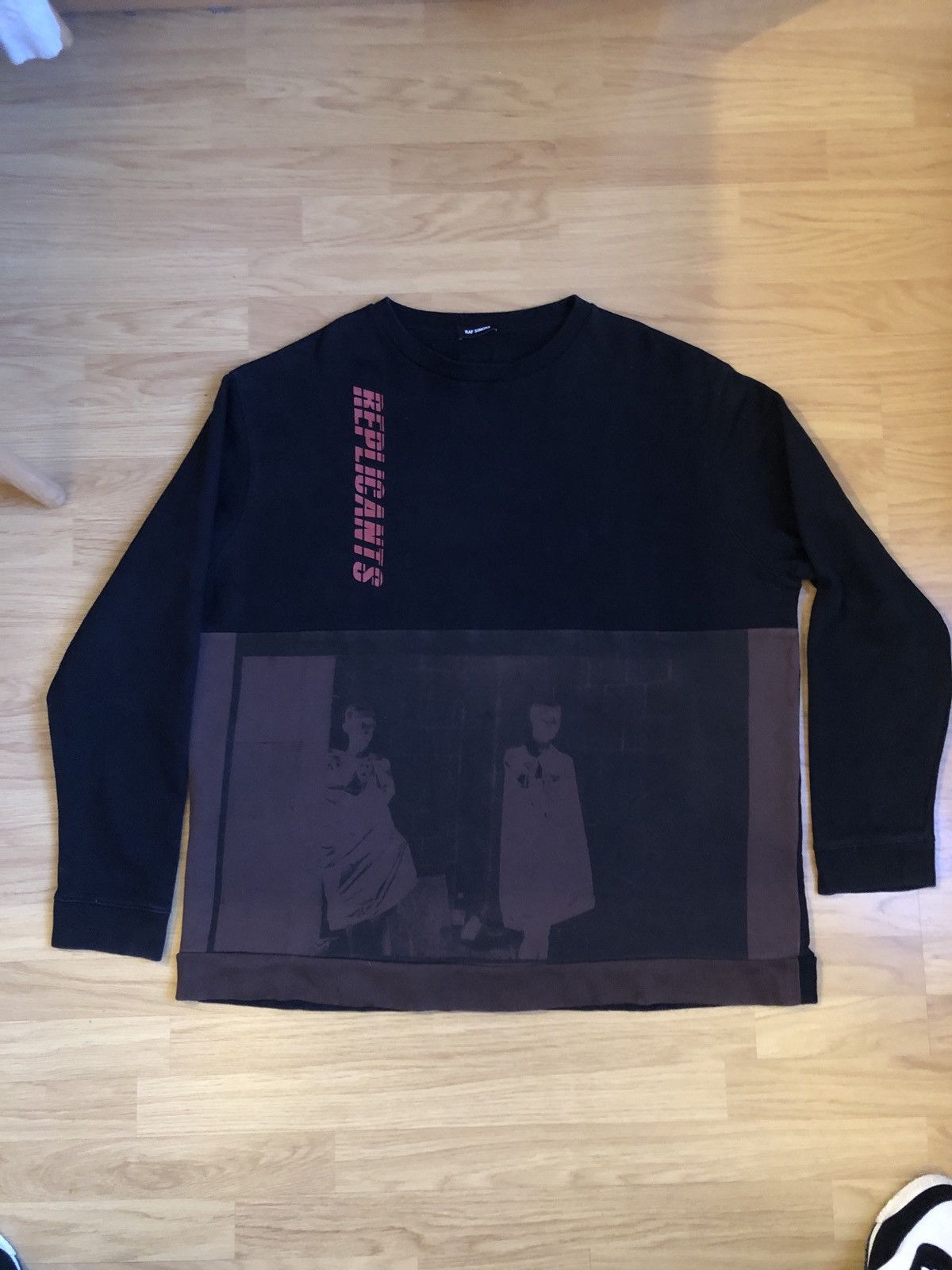 Raf Simons Raf Simons replicants sweatshirt Size US L / EU 52-54 / 3 - 1 Thumbnail
